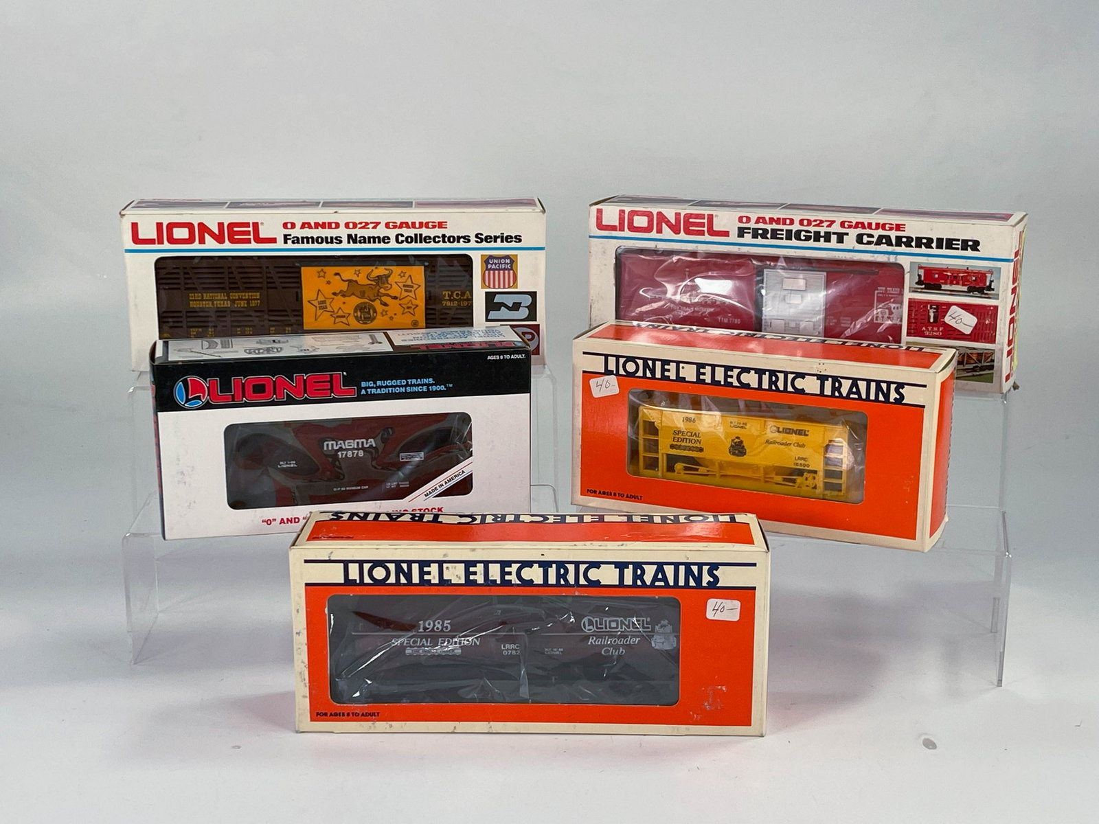 New Lionel miscellaneous Freight Cars in Original Box: New Lionel miscellaneous Freight Cars in Original Box times x5, in overall C8 condition.