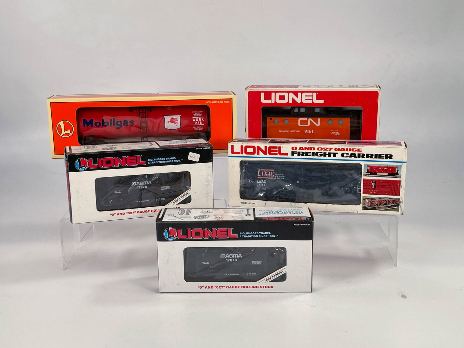 New Lionel miscellaneous Freight Cars in Original Box: New Lionel miscellaneous Freight Cars in Original Box times x5, in overall C8 condition.