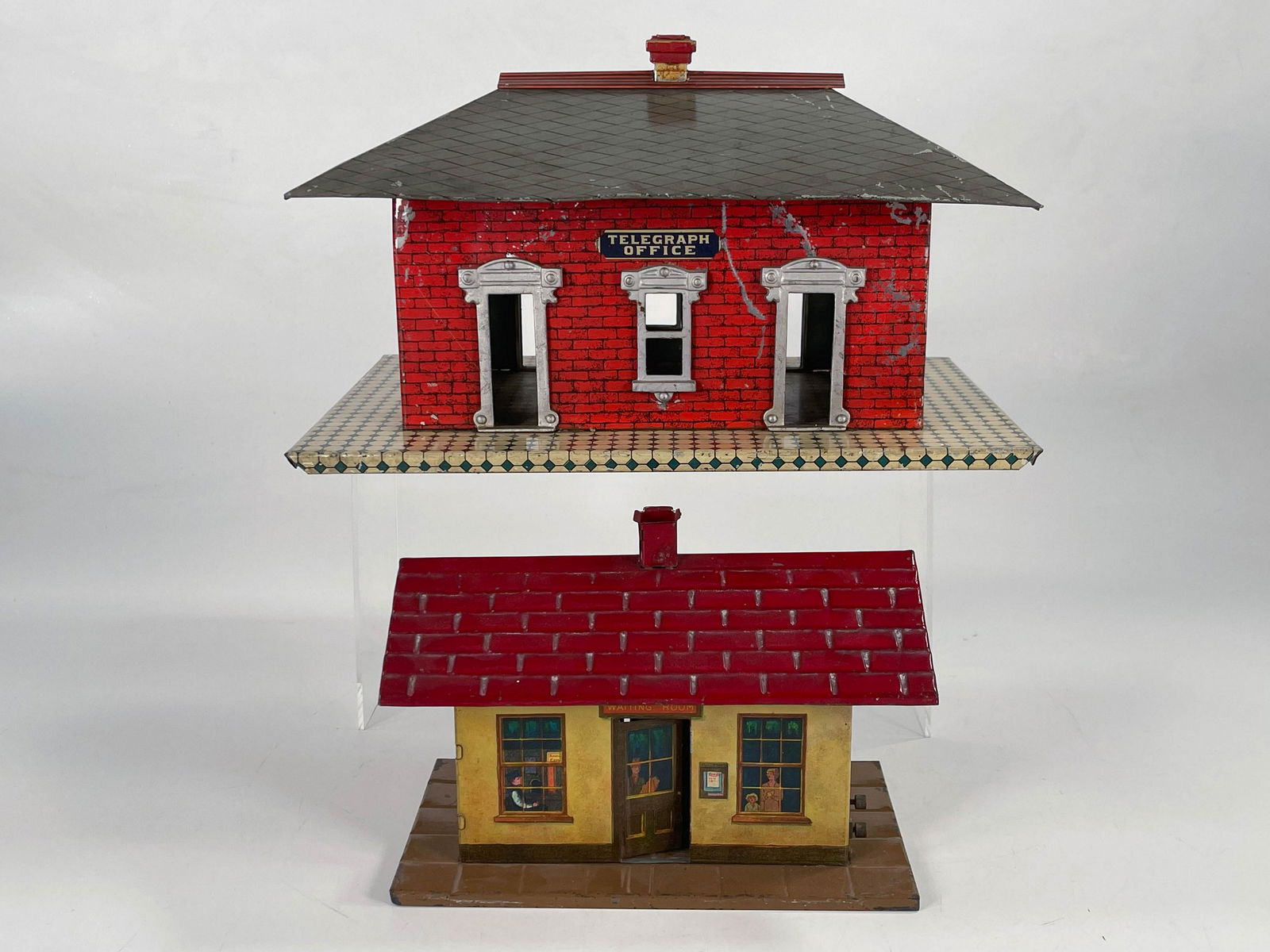 Lionel Prewar #113 Passenger Station 1906-1911 with (1 of 7)