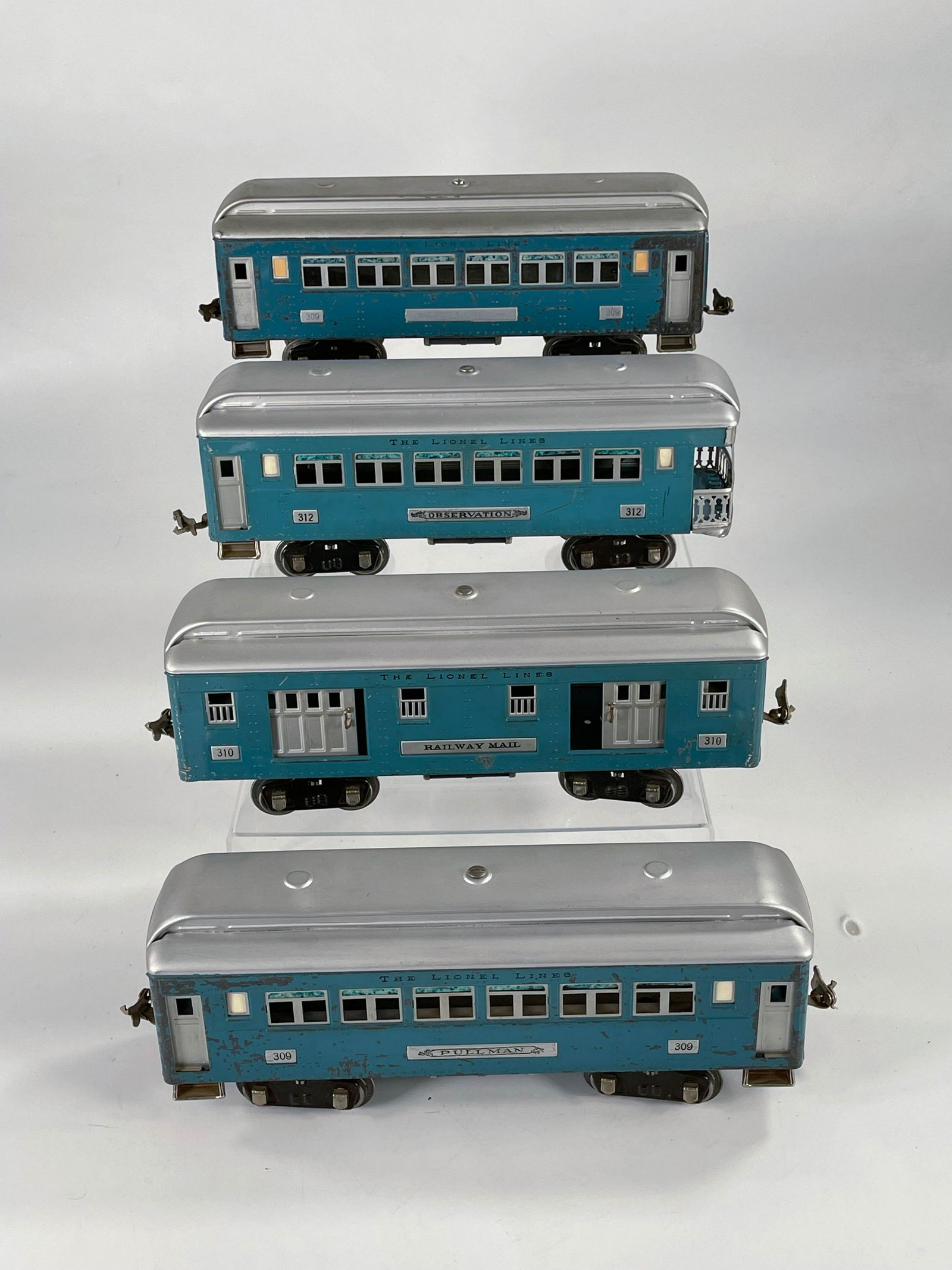 Lionel Prewar #309, #309, #310 and #312 light (1 of 6)