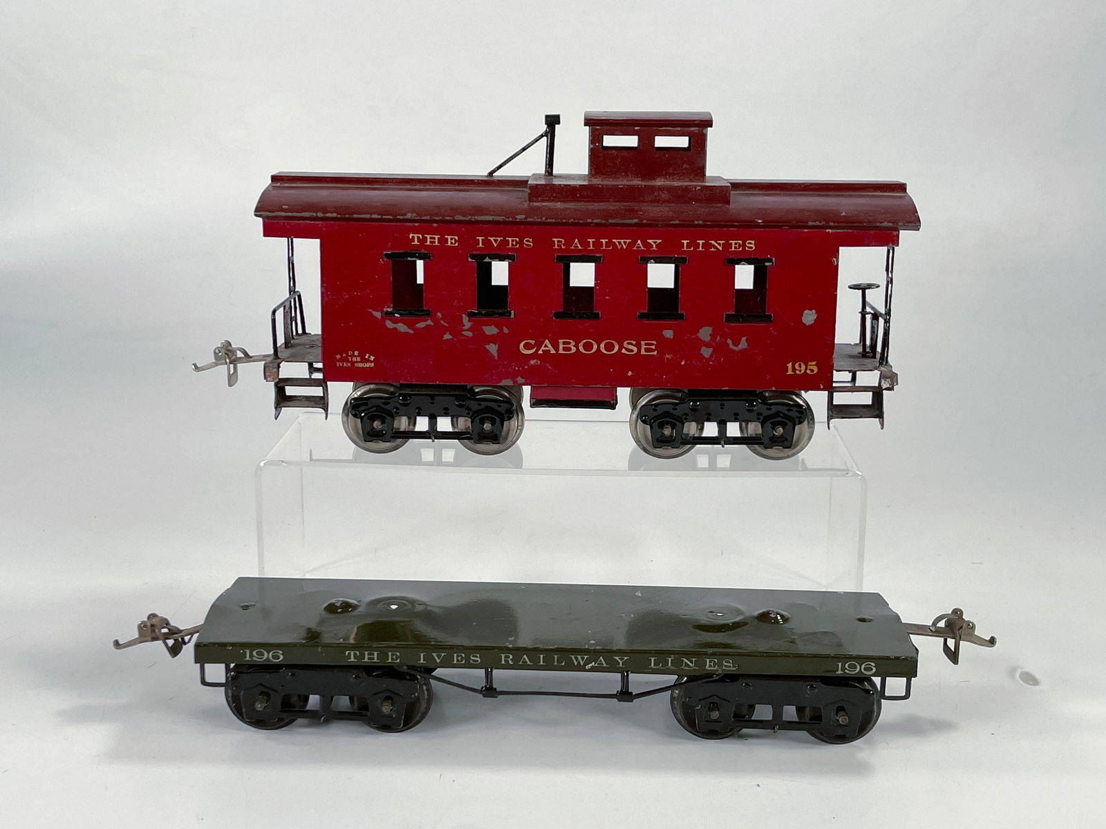 Ives Prewar #195 caboose in red/dark red roof and #196 (1 of 6)