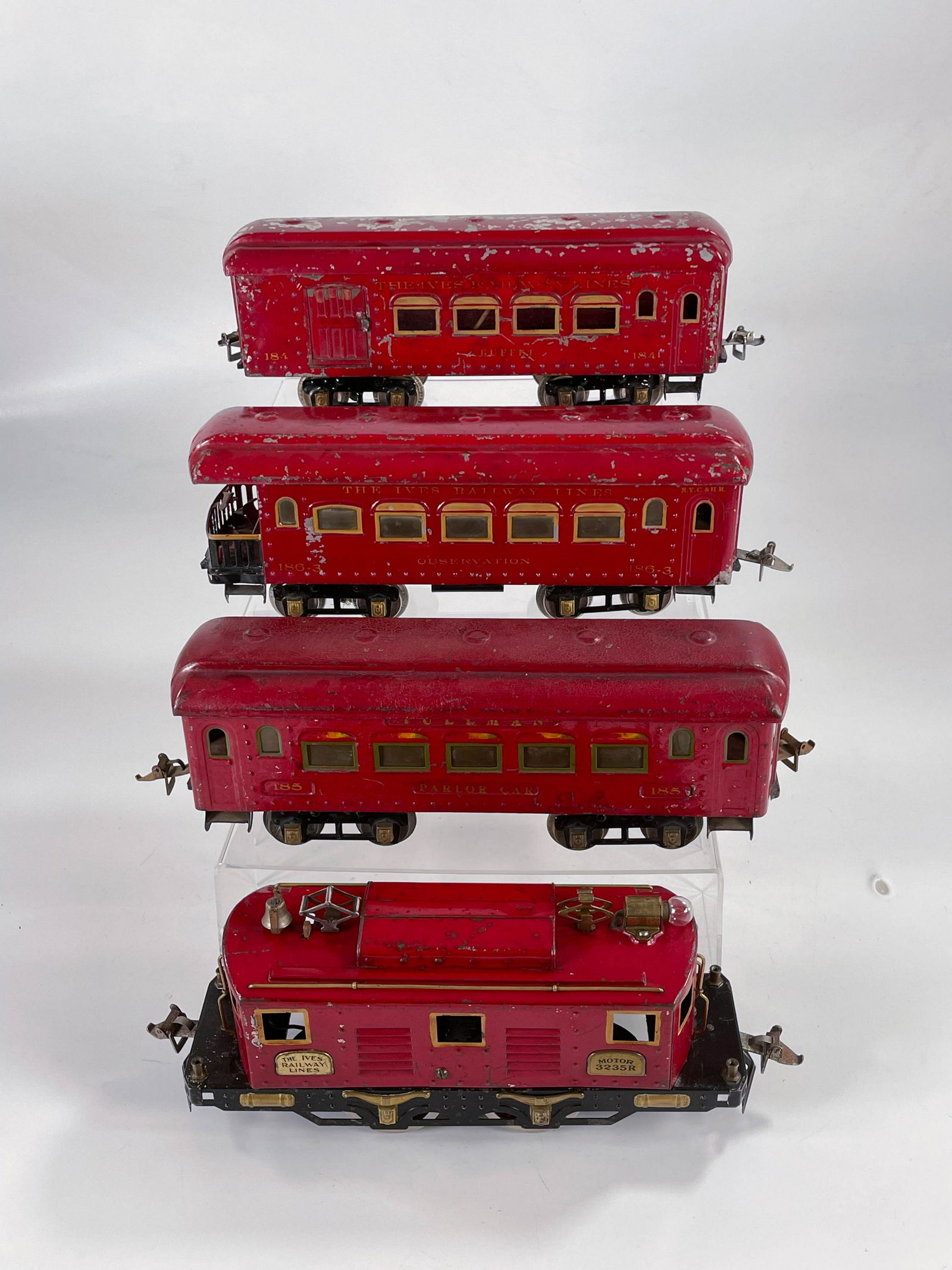 Ives Prewar #3235R Electric in red with #184, #185 and (1 of 6)
