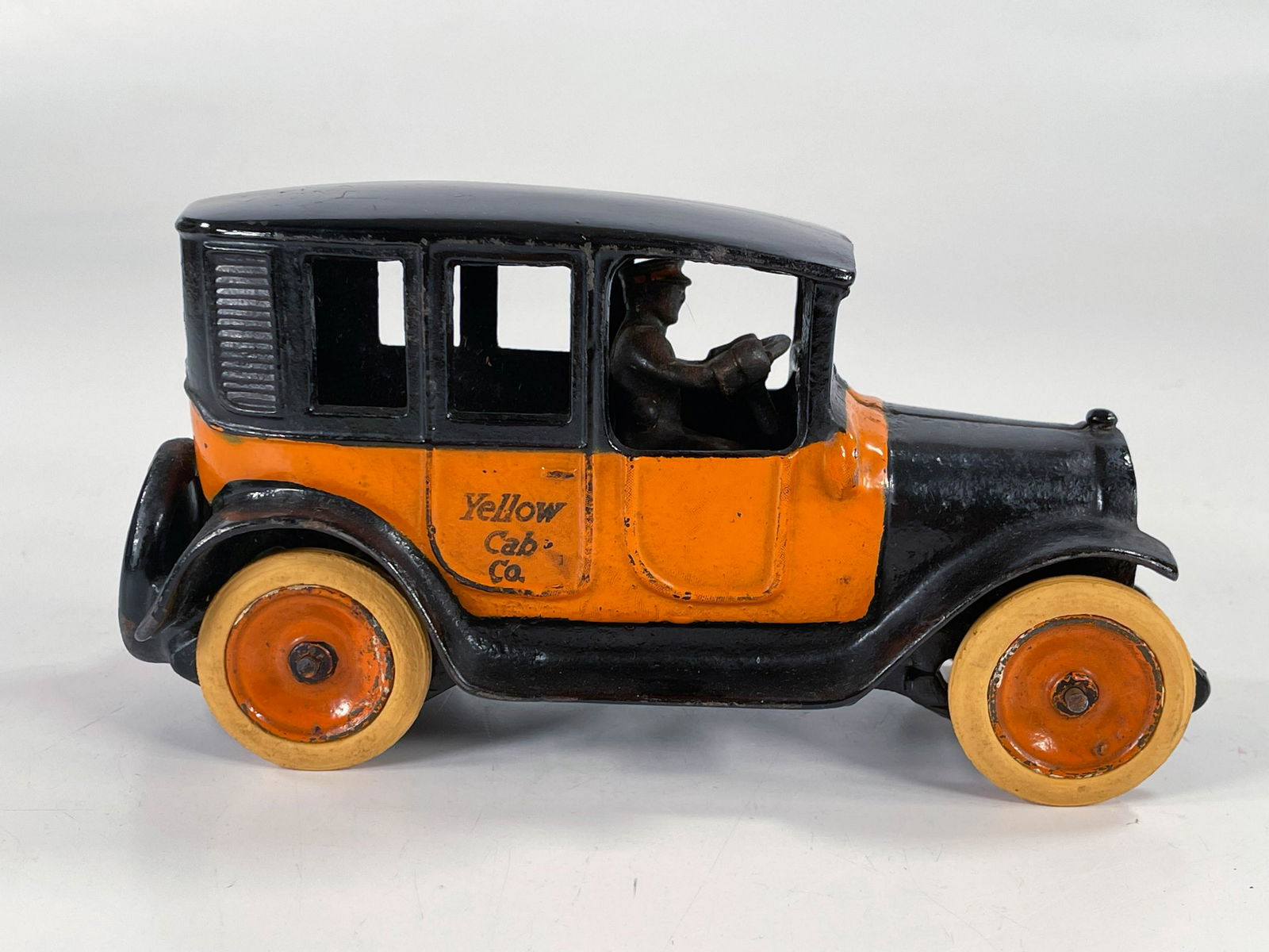 Arcade yellow taxi cab w/ driver (1 of 6)