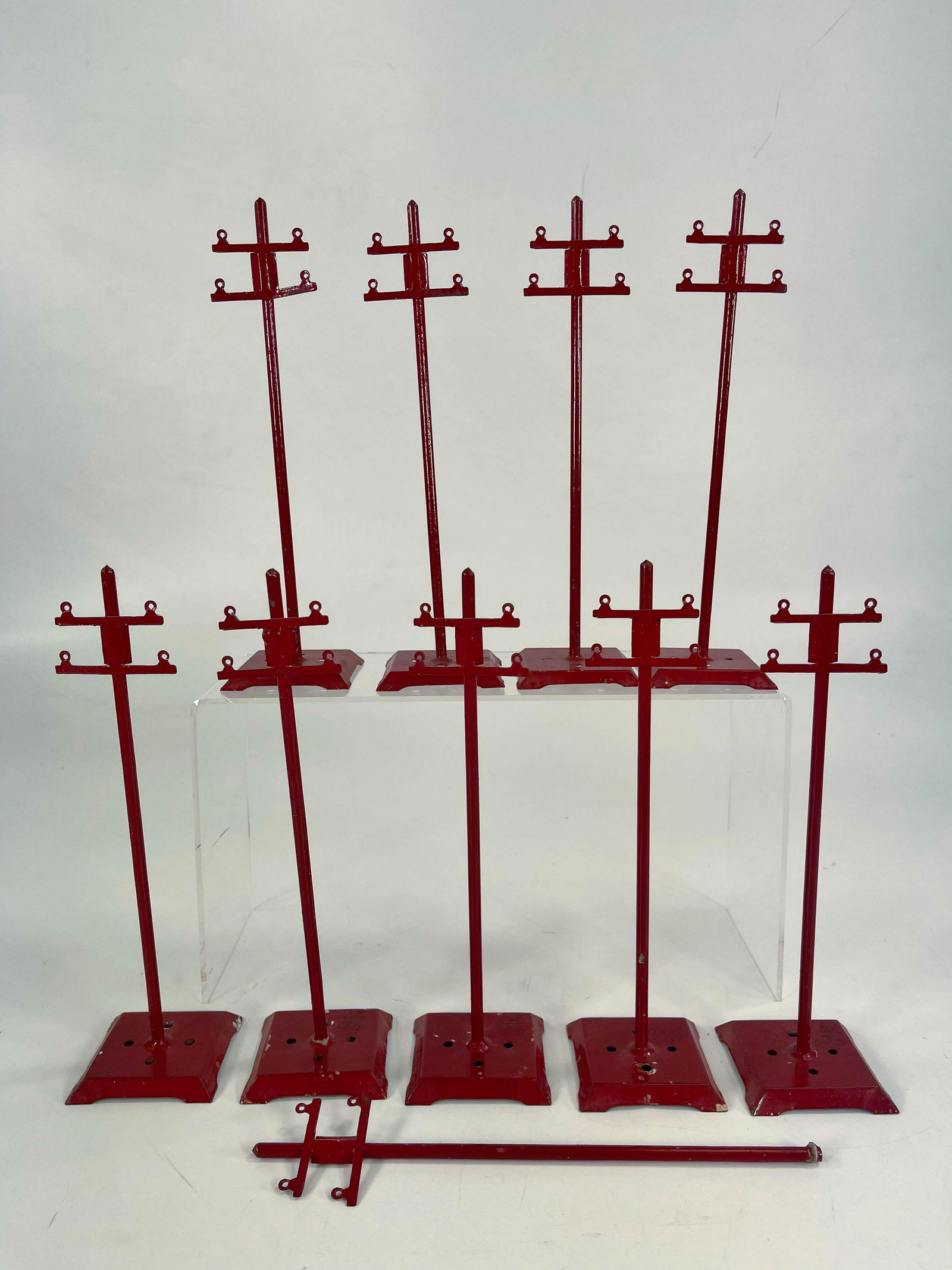 Ives Prewar #86 telegraph poles in red (1 of 4)