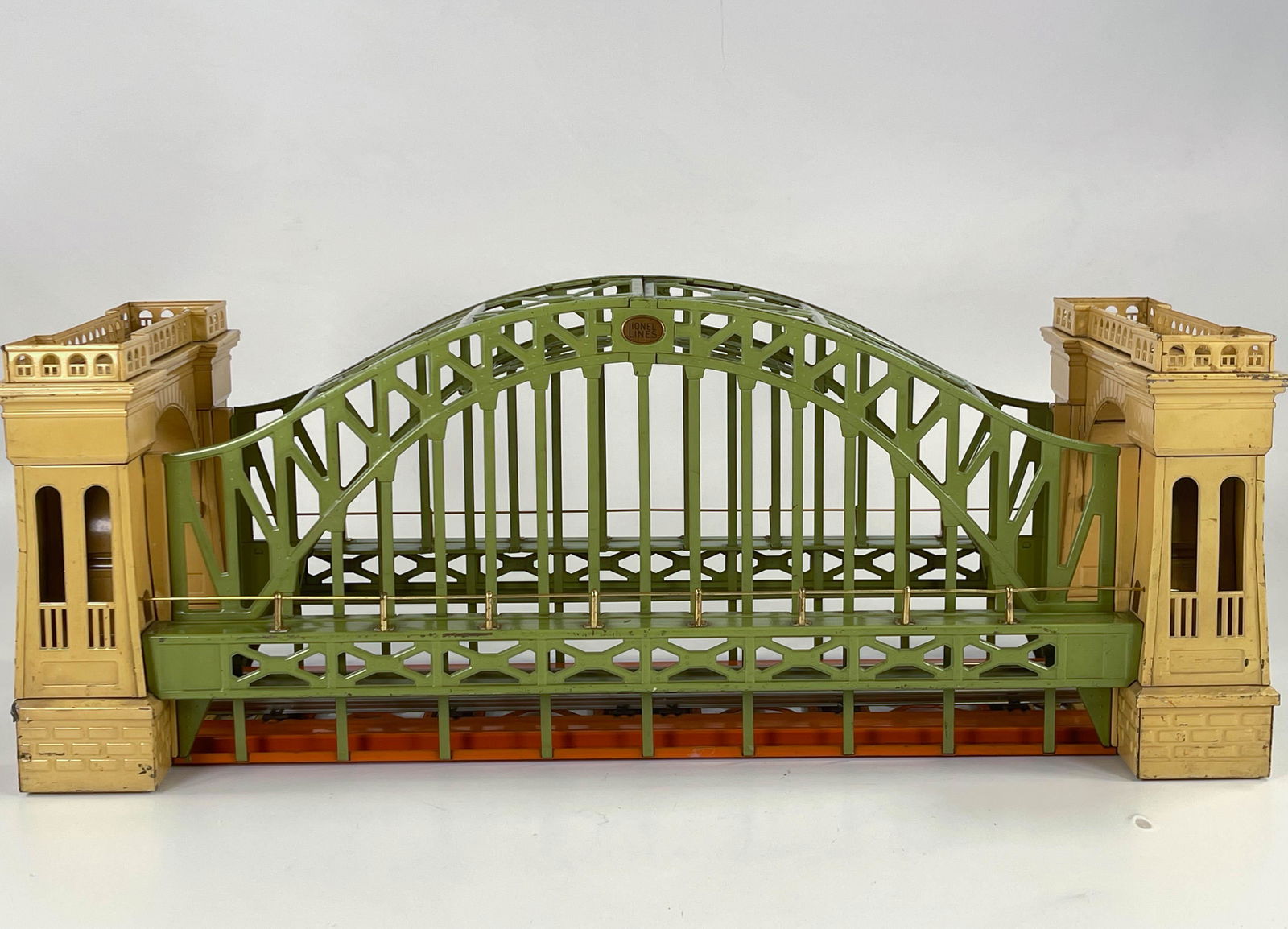 Lionel Prewar #300 Hellgate bridge in early colors (1 of 5)