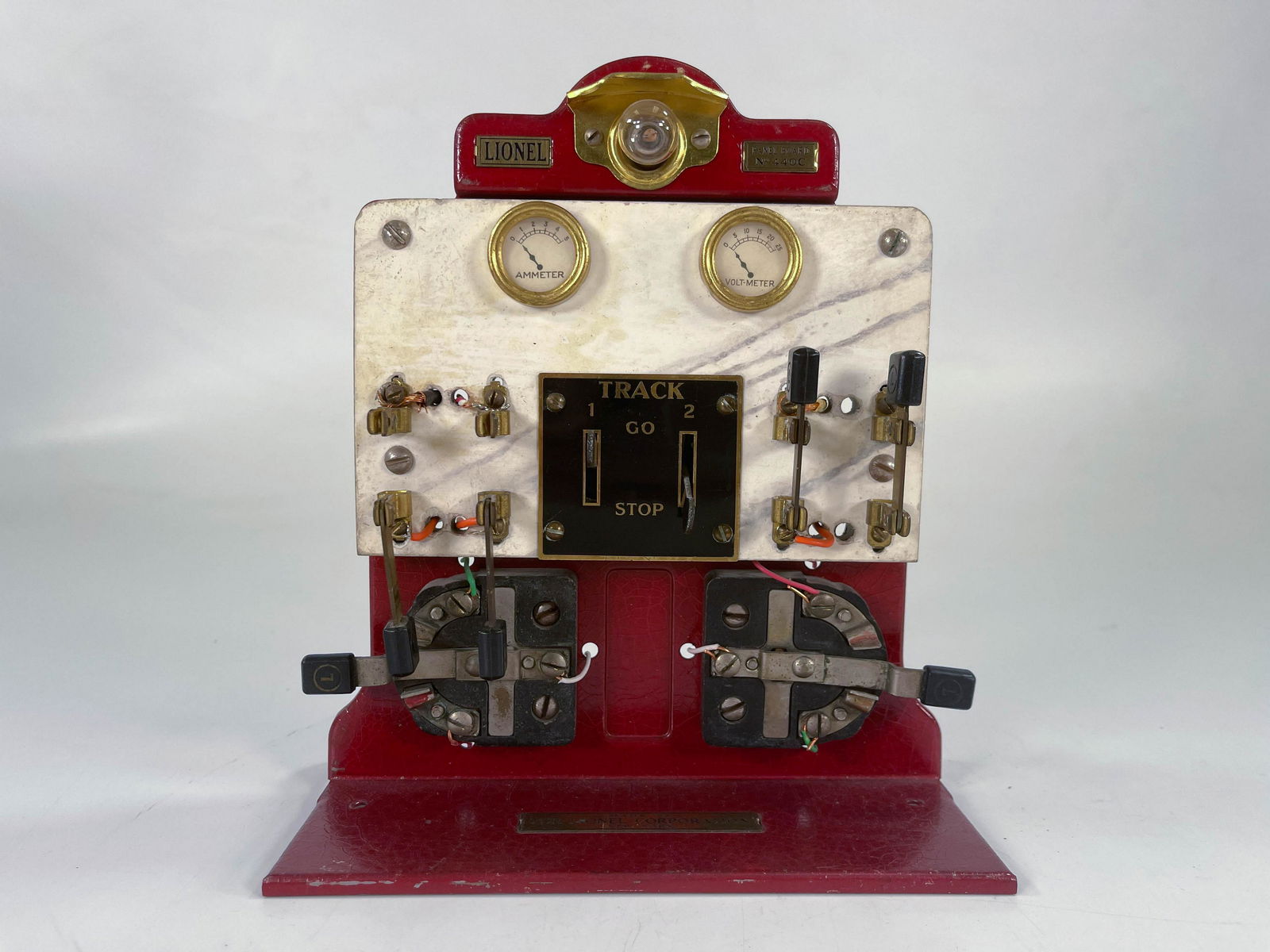 Lionel Prewar #440C panel board in crackle red (1 of 6)