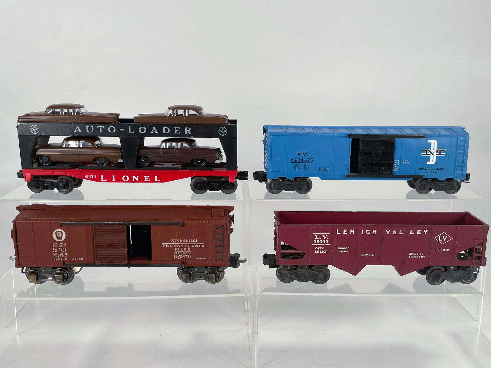 Lionel Postwar freight cars #6414 auto-loader car with (1 of 6)