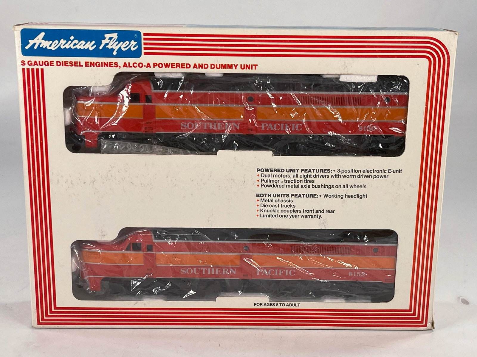American Flyer S Gauge by Lionel Southern Pacific: American Flyer S Gauge by Lionel Southern Pacific Daylight in Original Box, with Southern Pacific Daylight #4-8150 and in C8.
