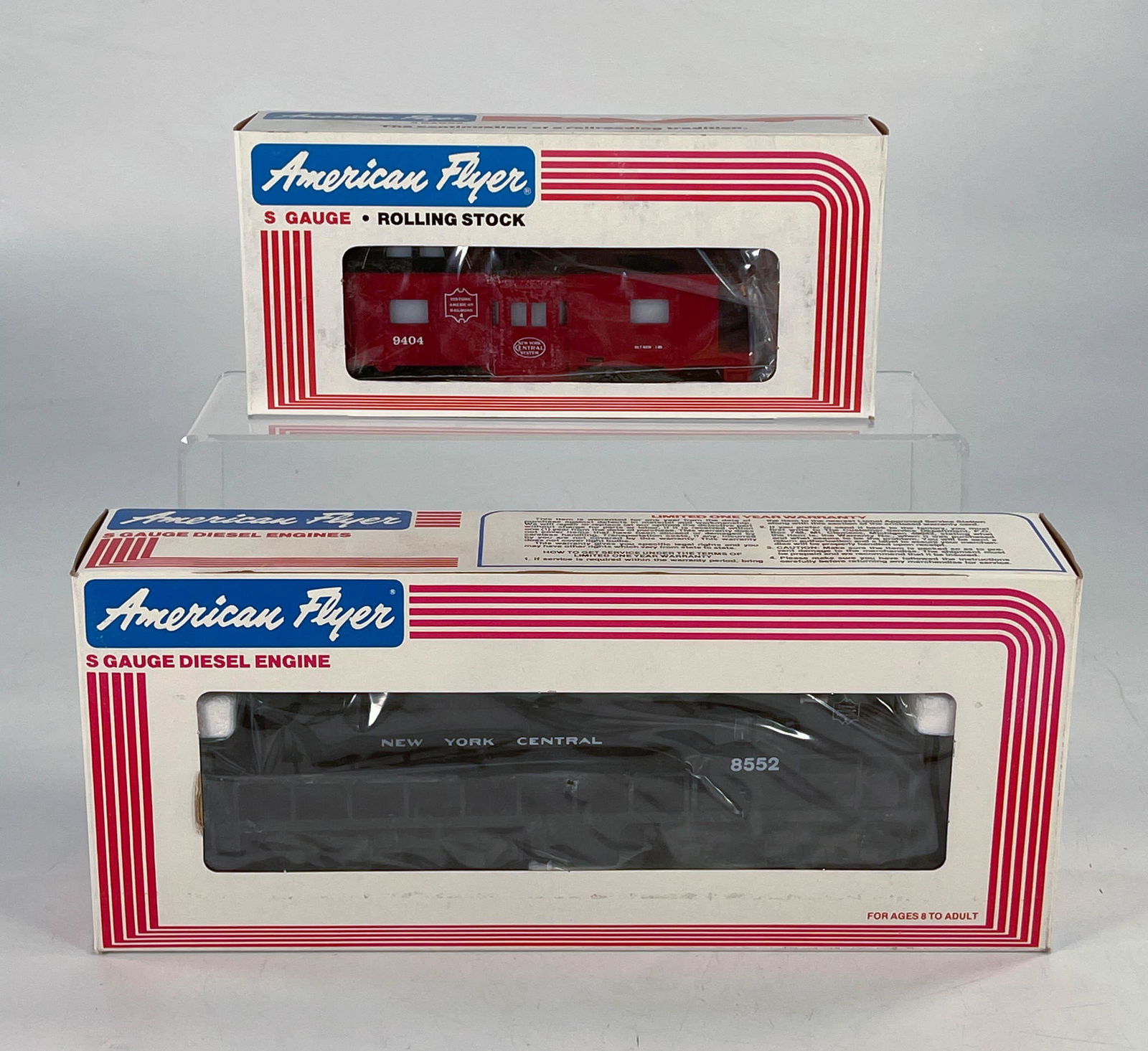 American Flyer S Gauge by Lionel New York Central GP-9 (1 of 10)