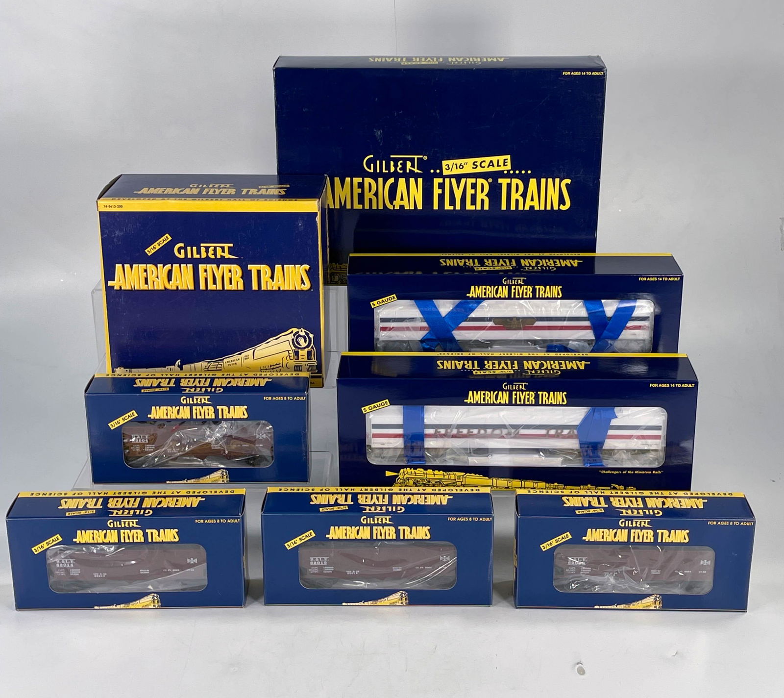 American Flyer S Gauge by Lionel Freedom Train TPK and (1 of 16)