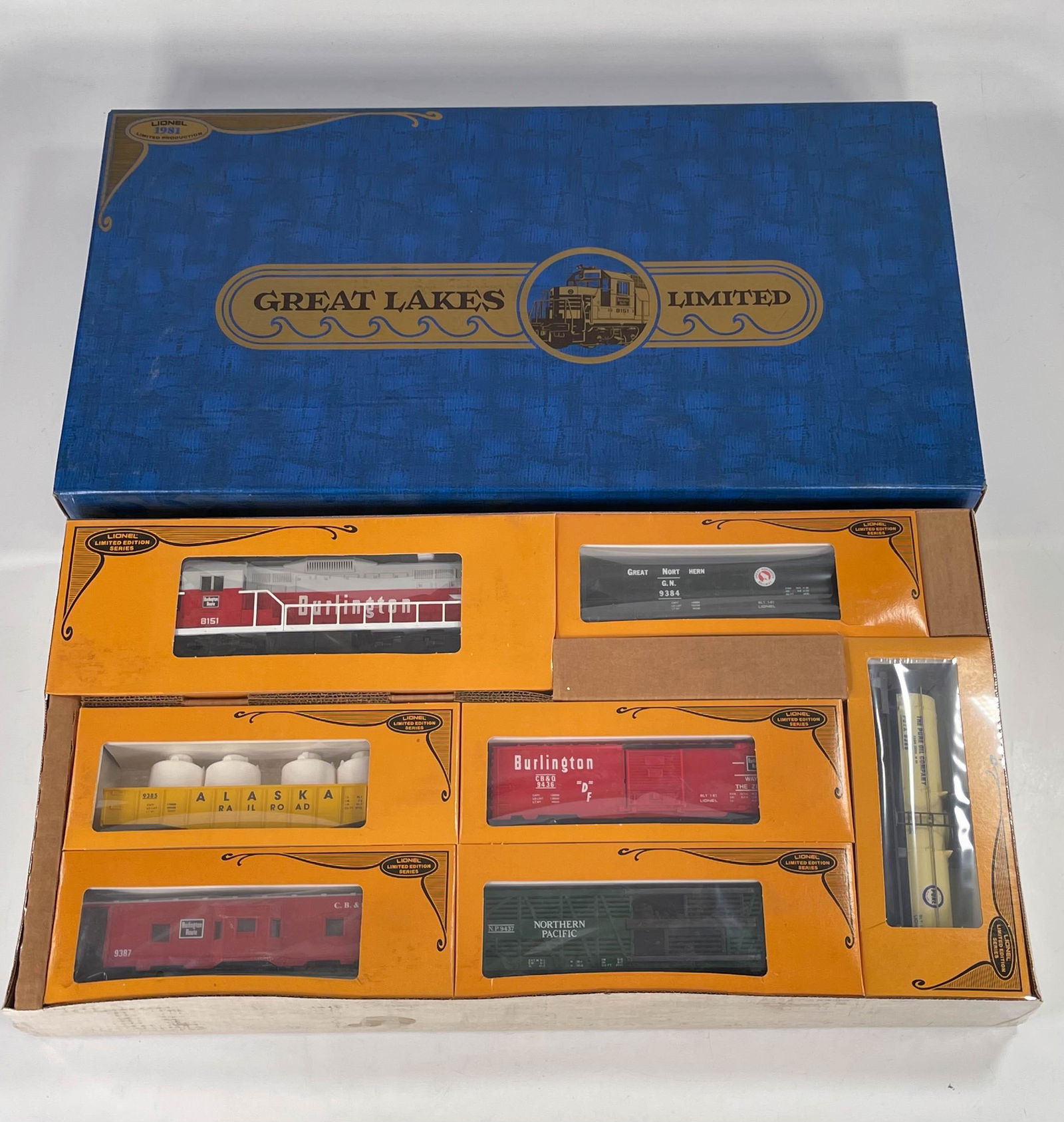 MPC Lionel O Gauge Great Lakes Limited Set (1 of 10)