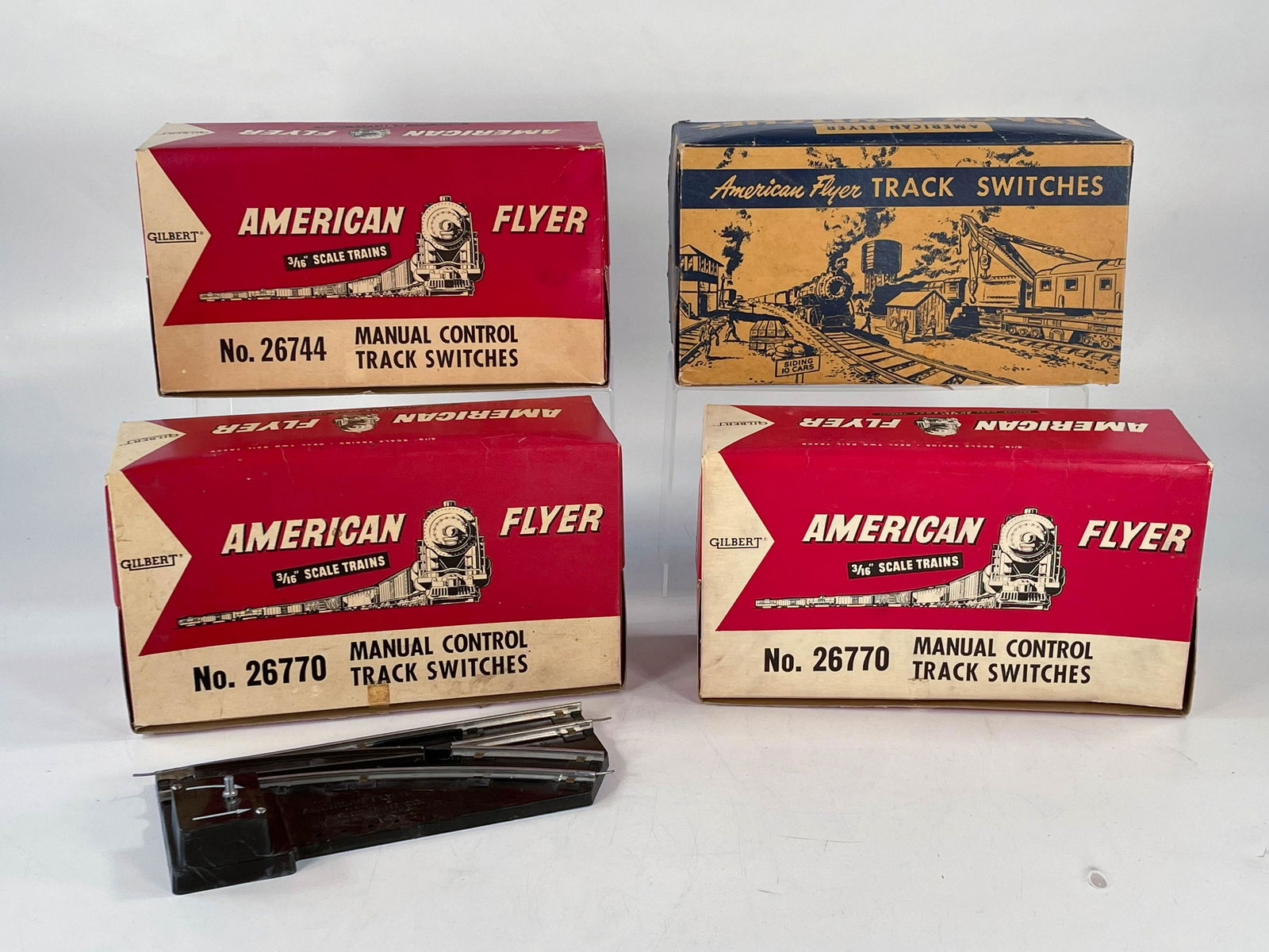 American Flyer S Gauge by Gilbert Manual Control Track (1 of 5)