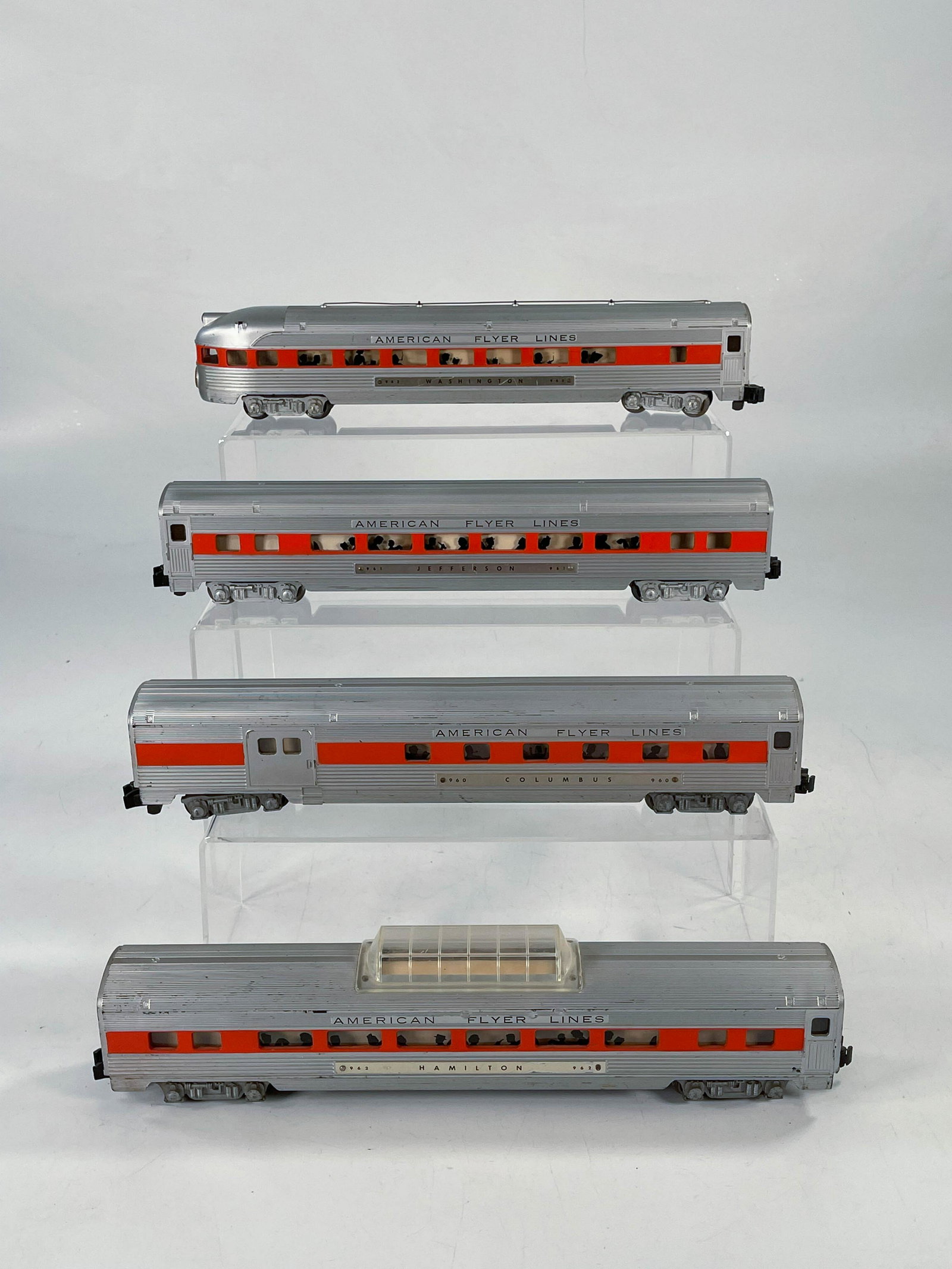 American Flyer S Gauge by Gilbert Orange Striped: American Flyer S Gauge by Gilbert Orange Striped Passenger Cars #960, #961, #962 and #963, with #960 in C6, #961 in C7, #962 in C6 and #963 in C6 with cracked end around drumhead.