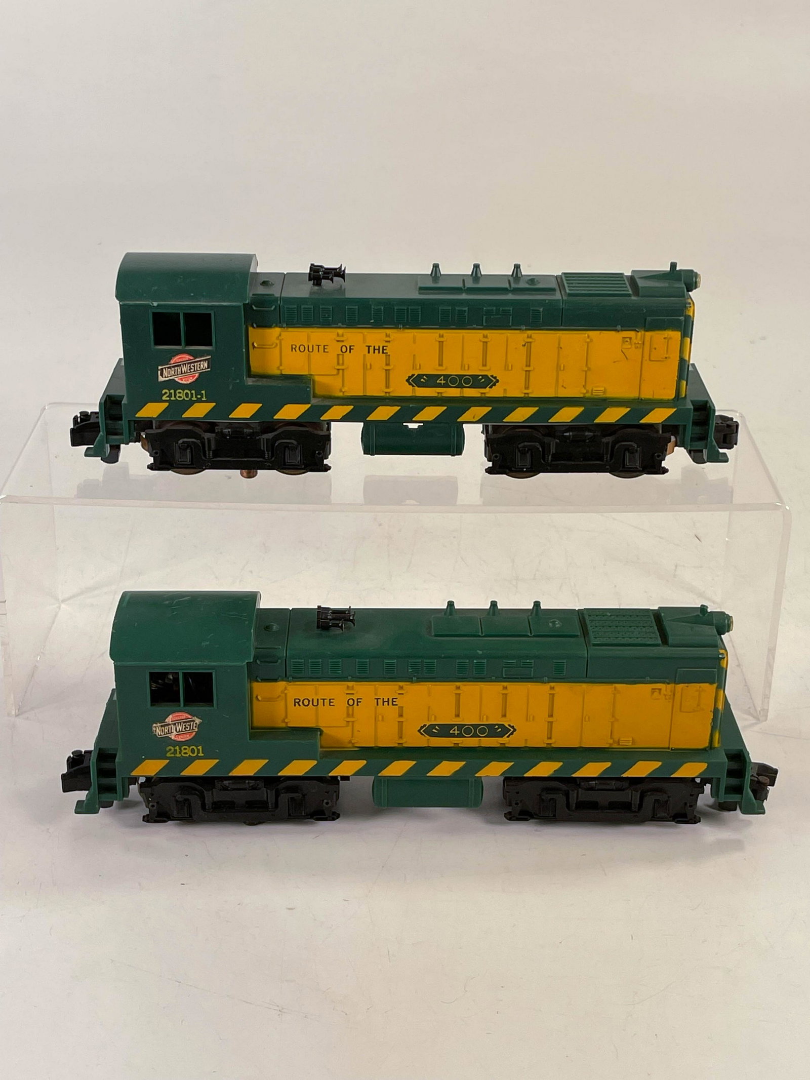 American Flyer S Gauge by Gilbert #21801 and #21801-1: American Flyer S Gauge by Gilbert #21801 and #21801-1 Northwestern Diesels, each in C7.