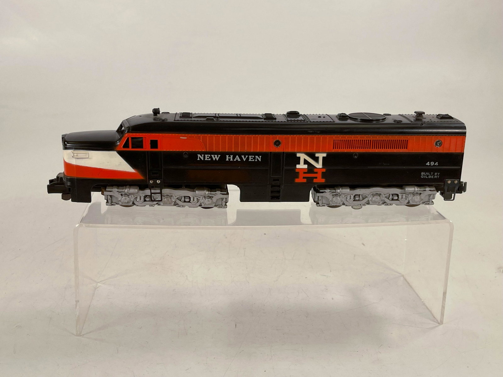 American Flyer S Gauge by Gilbert #494 New Haven: American Flyer S Gauge by Gilbert #494 New Haven Powered Alco Unit, in C7 plus.