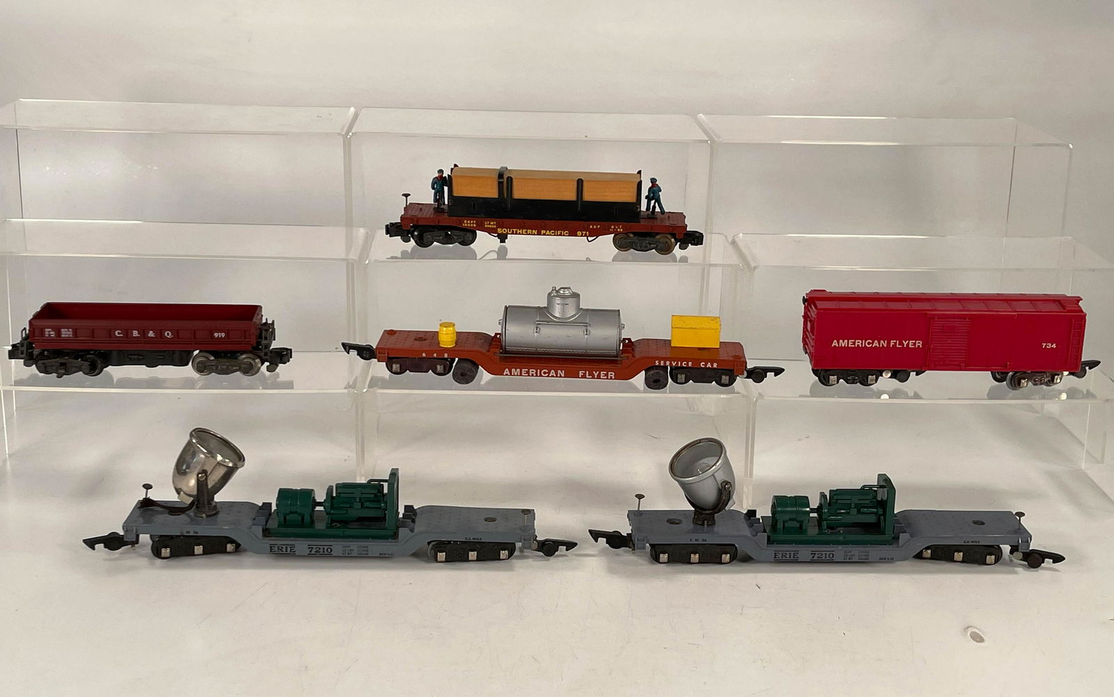 American Flyer S Gauge by Gilbert Assorted Freight (1 of 7)