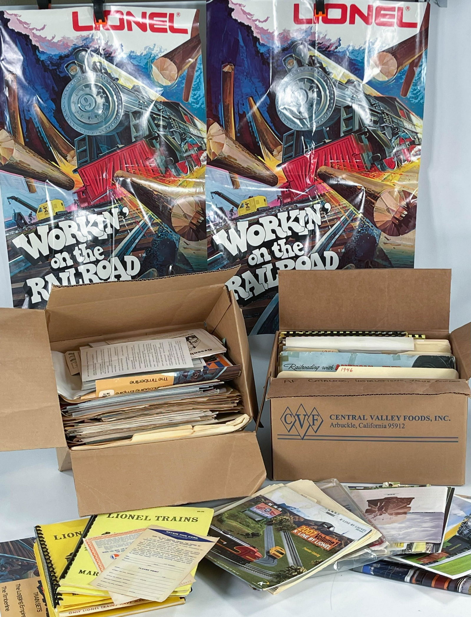 American Flyer S Gauge Catalogs and Print Paraphernalia (1 of 9)