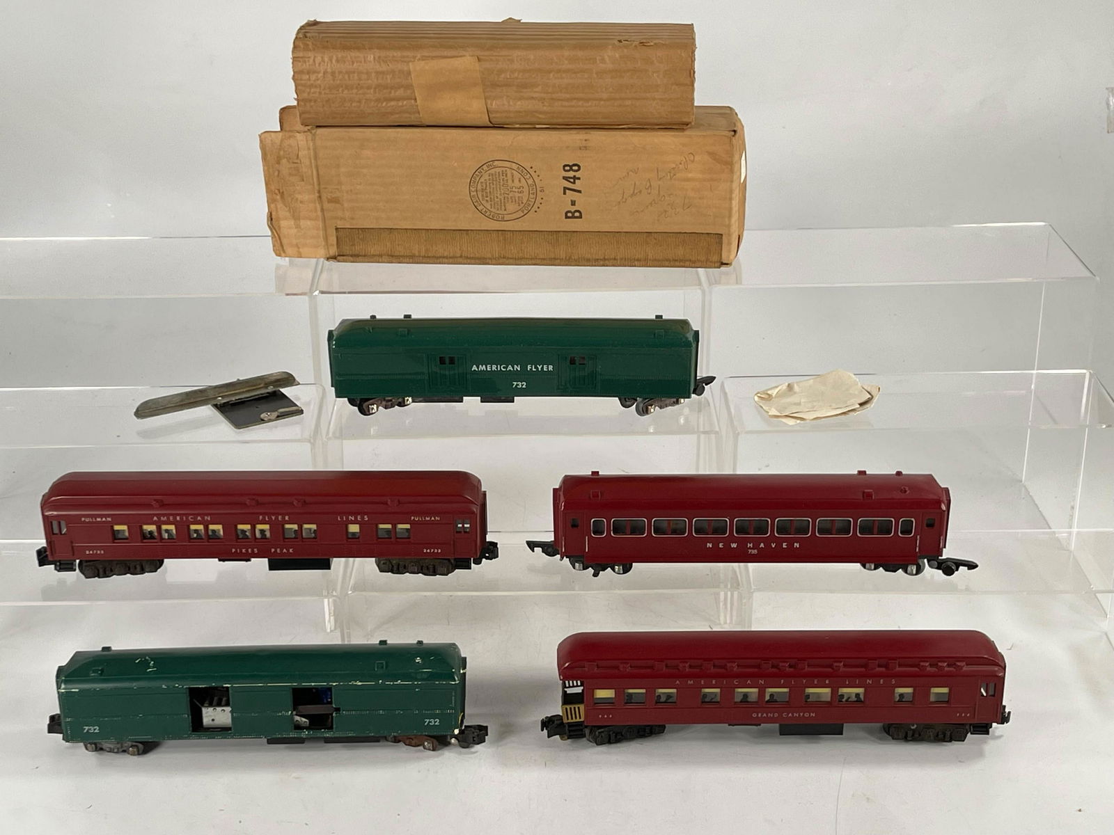 American Flyer S gauge by Gilbert Passenger Cars, (1 of 10)
