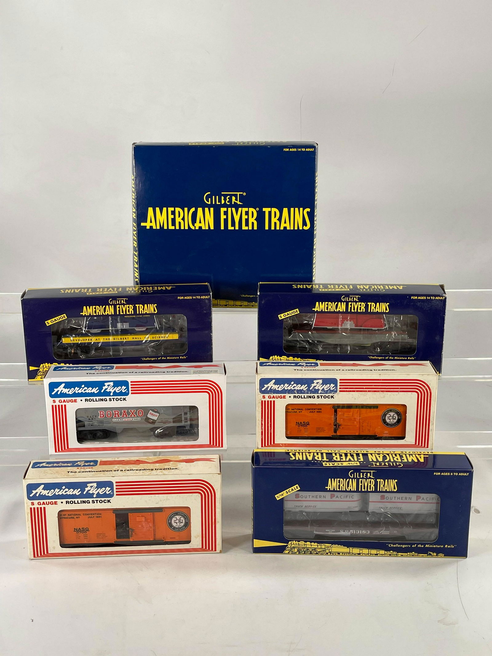 American Flyer S Gauge by Lionel Assorted Unloading (1 of 15)