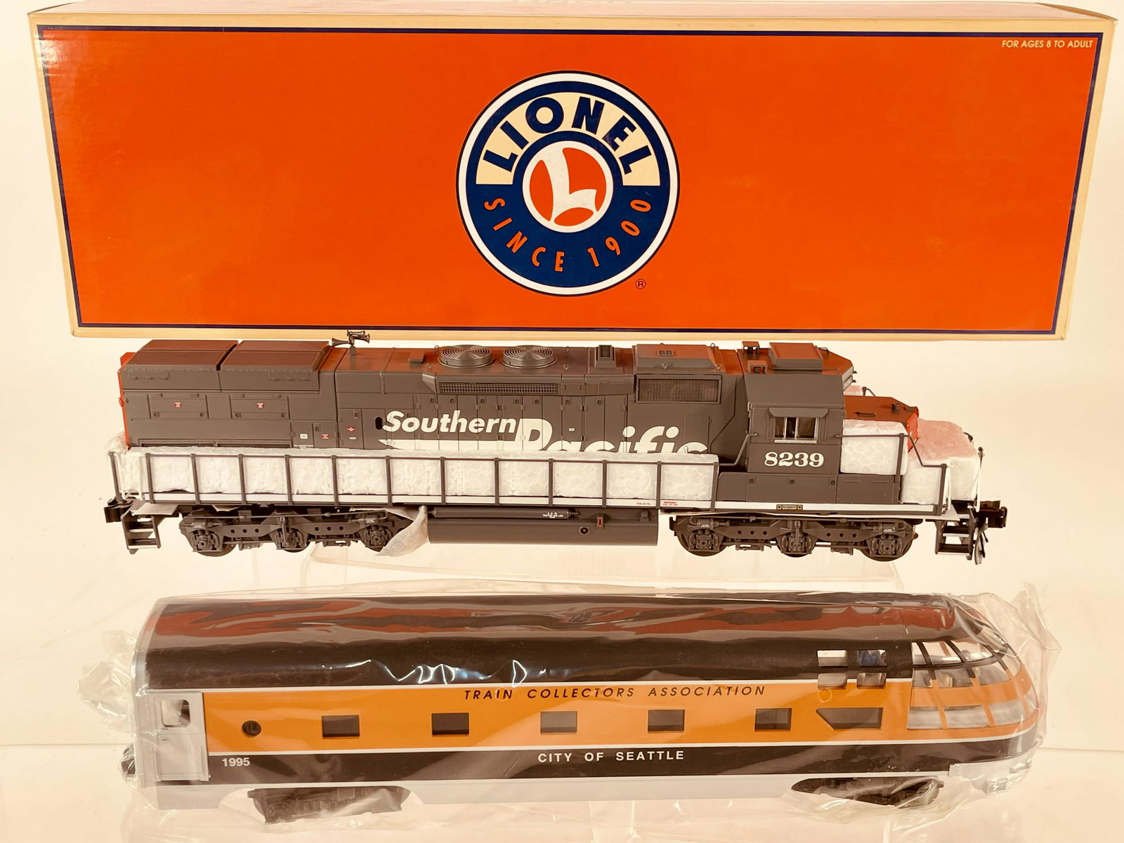 Lionel O Gauge SD40T-2 Southern Pacific Diesel (1 of 5)
