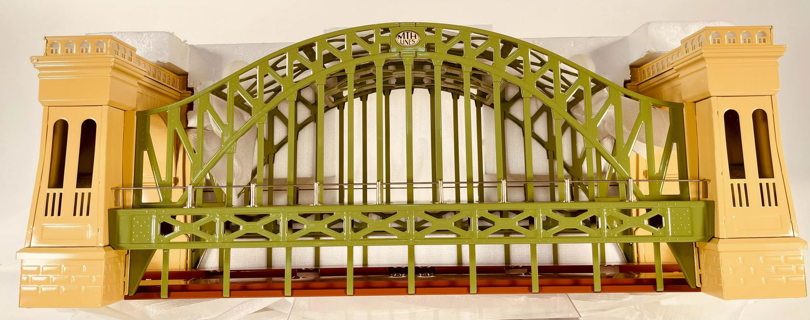 MTH Tinplate Traditions Standard Gauge Hellgate Bridge (1 of 1)