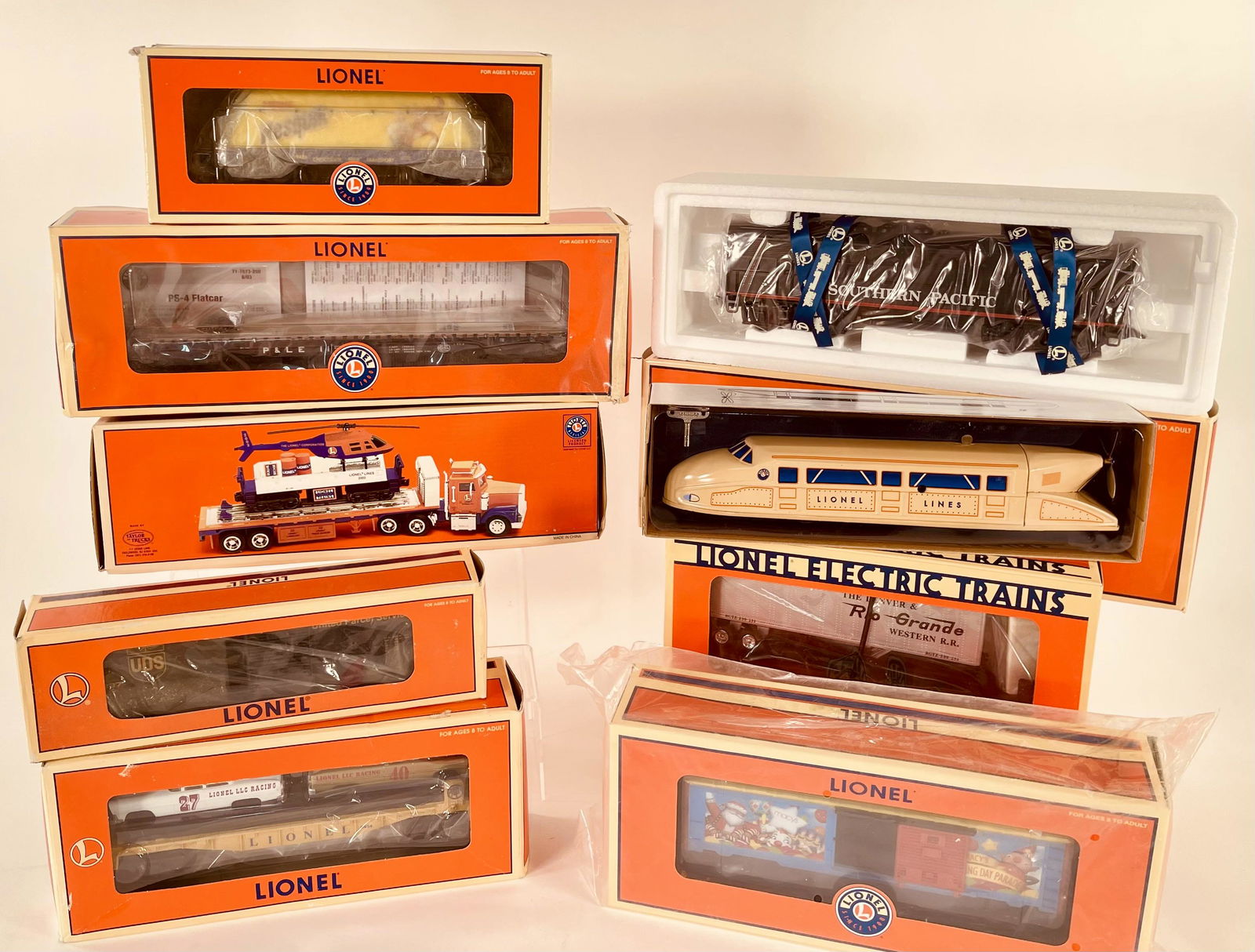 Lionel O Gauge Southern Pacific B Unit, Flatbed Toy (1 of 2)