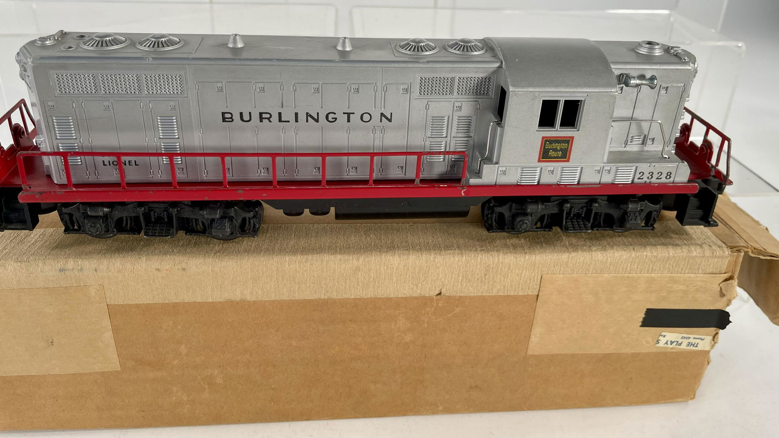 Lionel Postwar 2328 Burlington Jeep Diesel with (1 of 15)