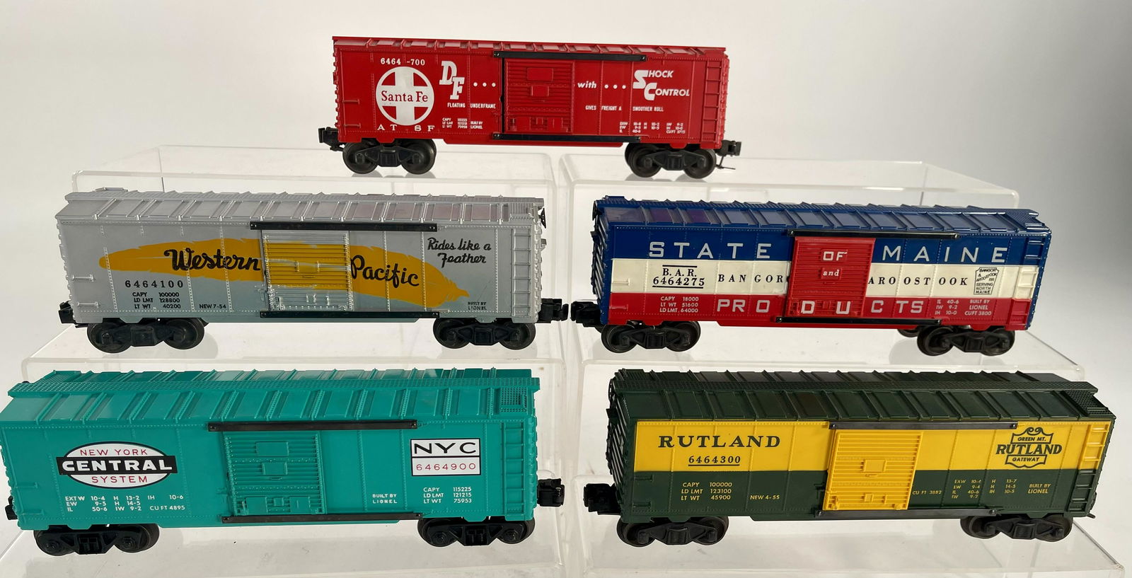 Lionel Postwar Five (5) Assorted 6464 Box Cars (1 of 11)