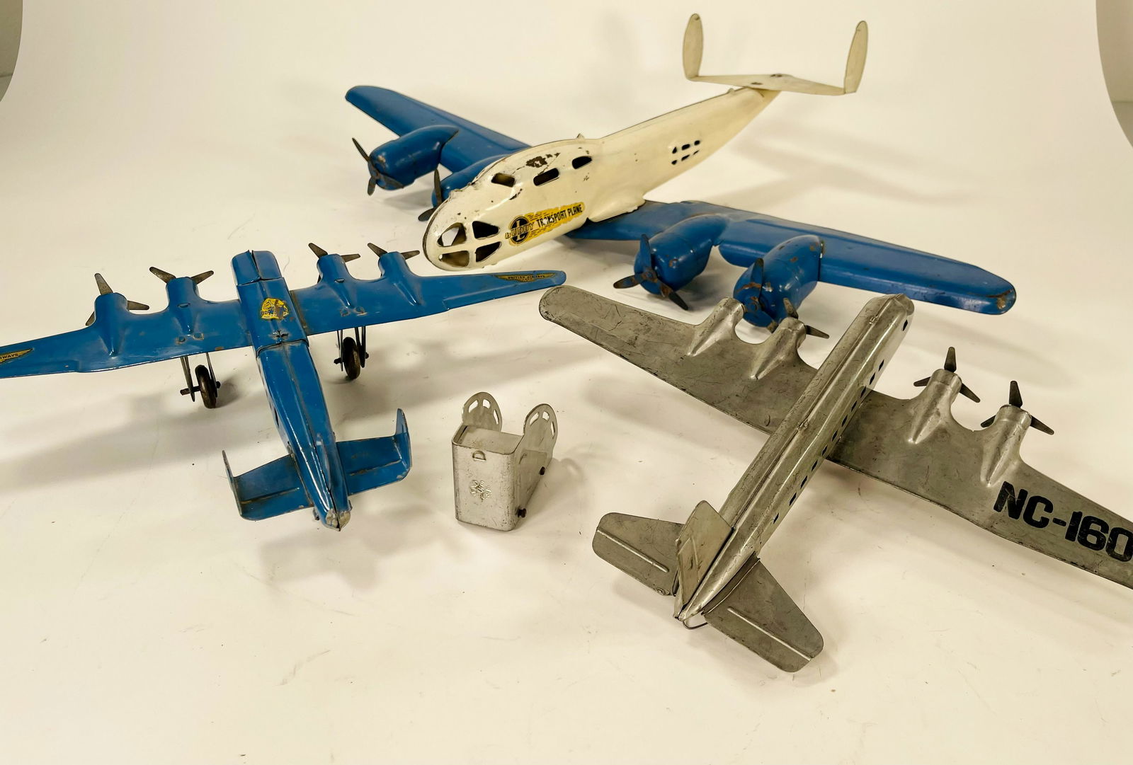 Marx Airplanes- Assorted Two and Buddy L Airplane (1 of 4)