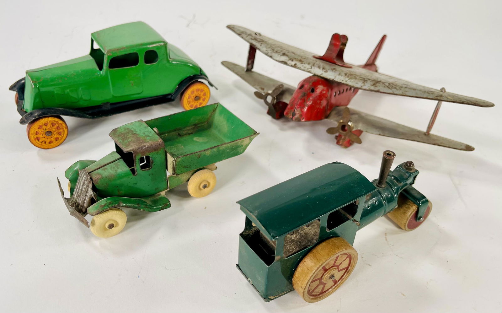 Wyandotte Plane and Triang Minic Steamroller and Coupe, (1 of 6)