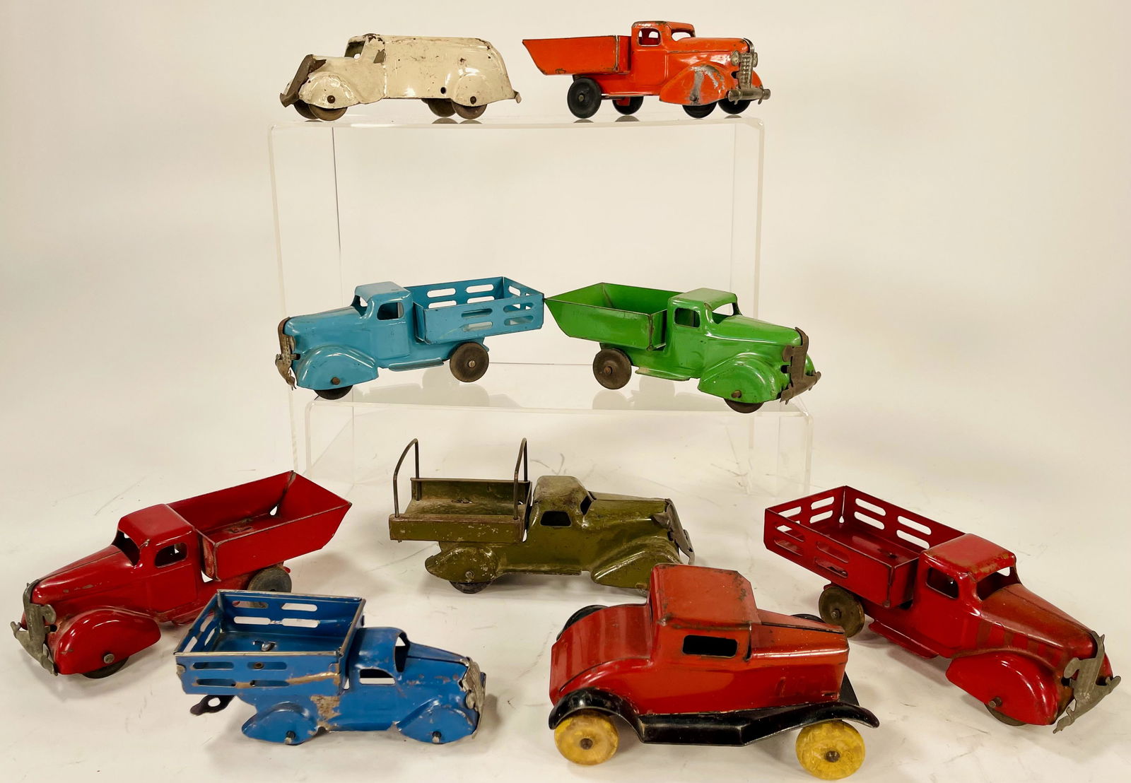 Marx White Truck and Wyandotte Vehicles x 9 (1 of 7)