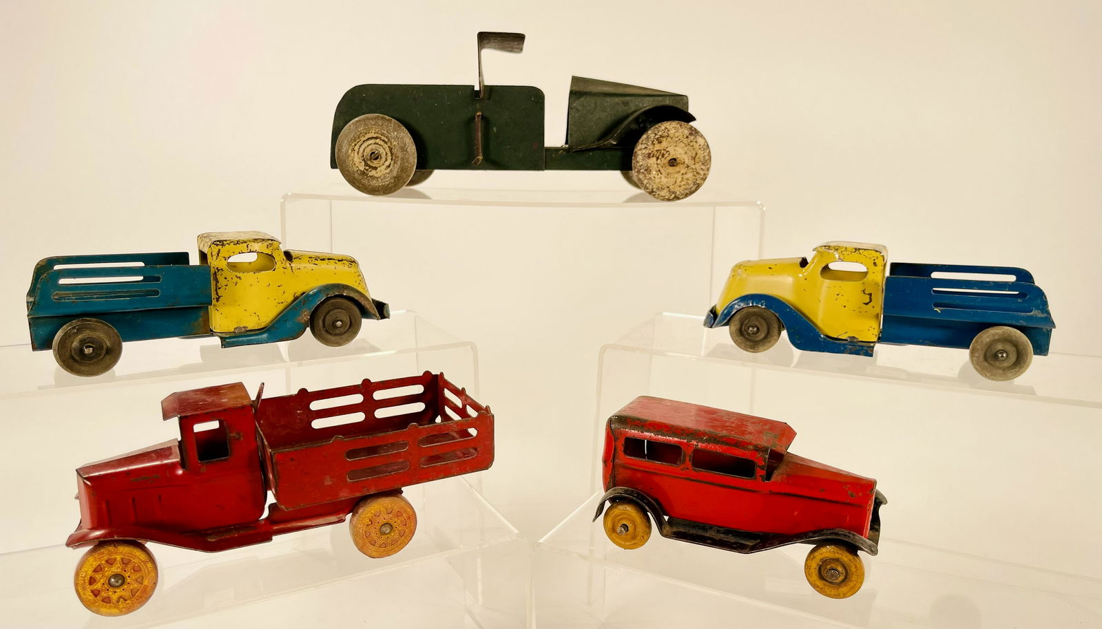 Marx Open Air Dark Military Green Pickup Truck, (1 of 2)