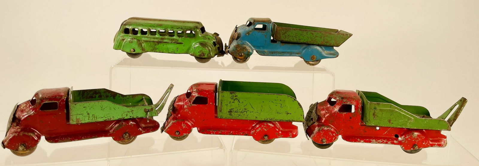 Marx Assorted Trucks x 5 (1 of 4)