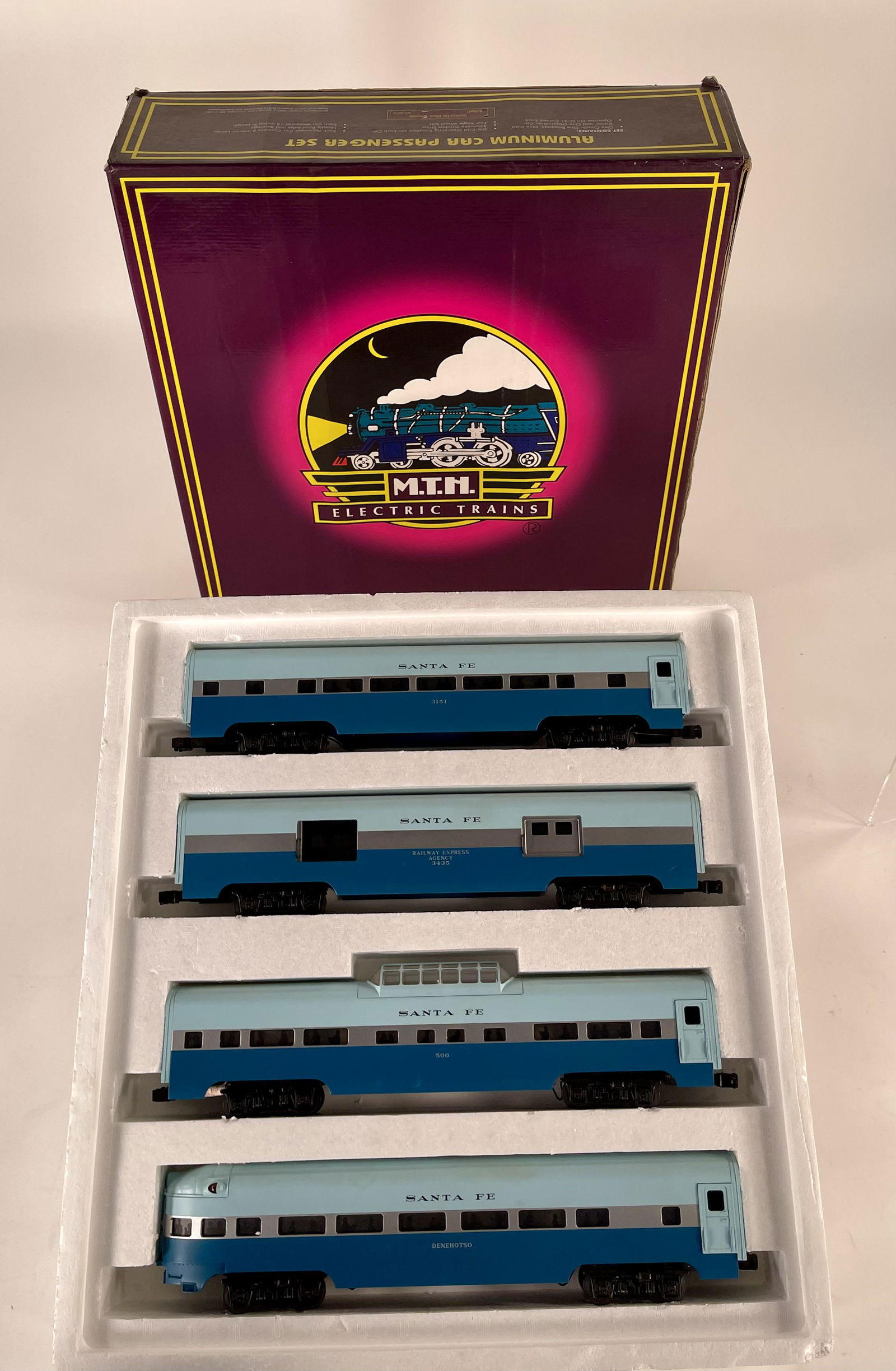 MTH O Gauge Santa Fe Blue Goose 4-Car Passenger Set, in (1 of 2)