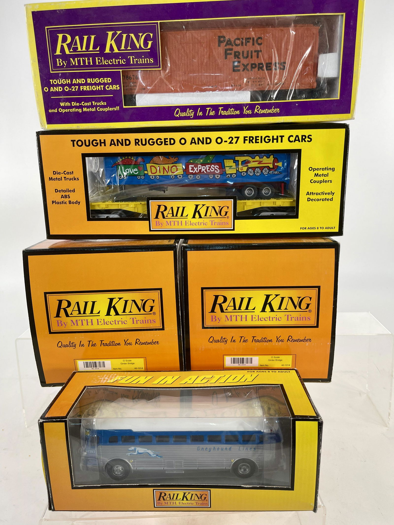 MTH RailKing O Scale Girder Bridge X 2, Greyhound Bus (1 of 6)