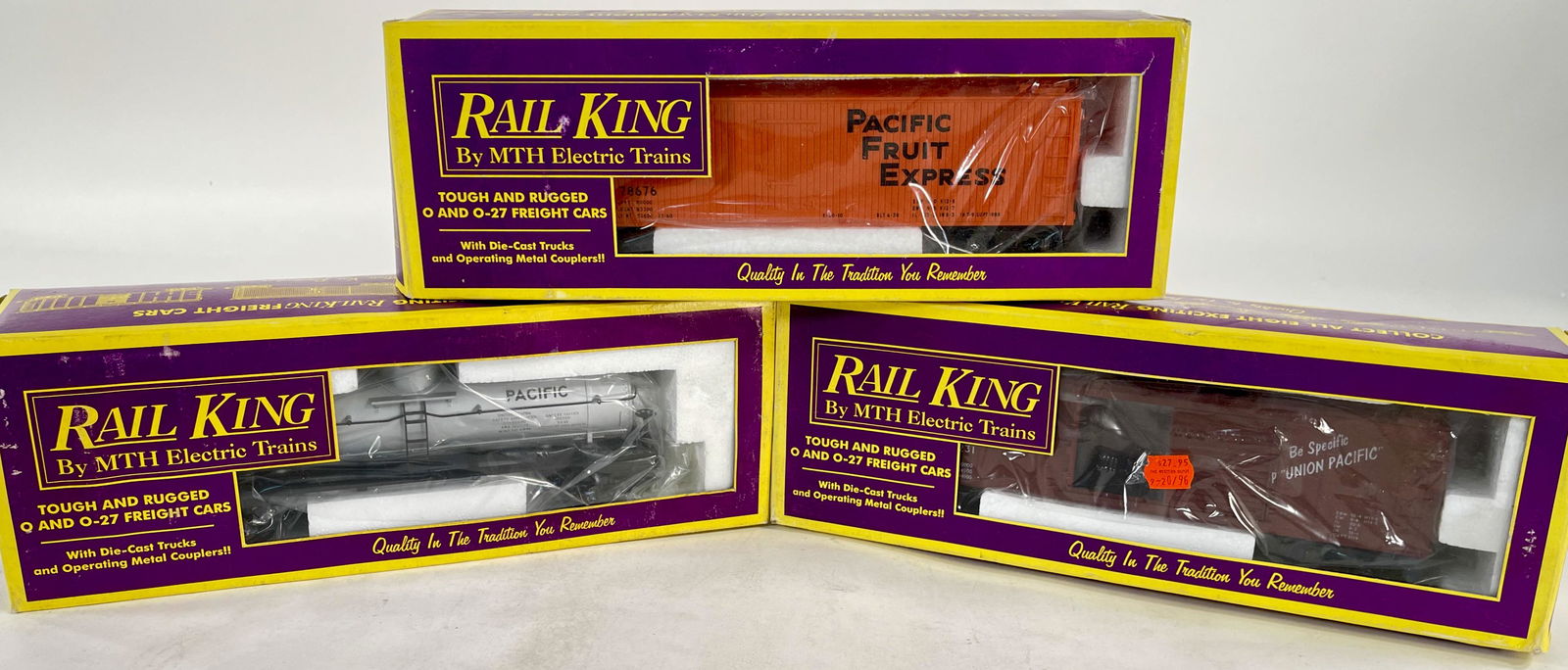 MTH RailKing O Gauge Assorted 3 Freight Cars in (1 of 5)