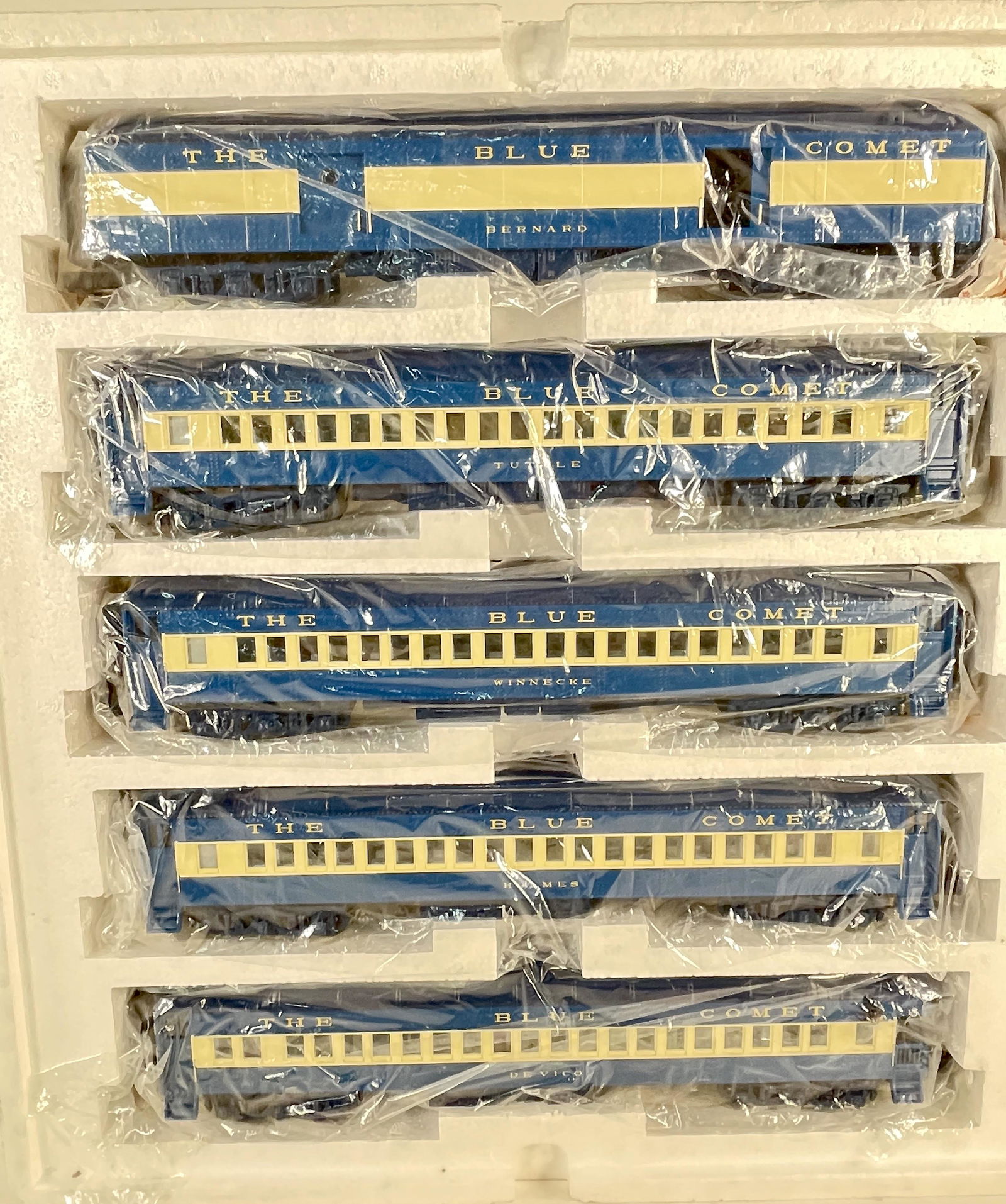 MTH O Gauge Blue Comet 5 Pack Car Passenger Car set in (1 of 3)