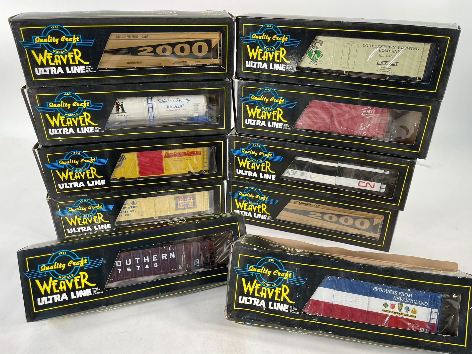 Weaver O Gauge Assorted Ten (10) Freight Cars in (1 of 3)