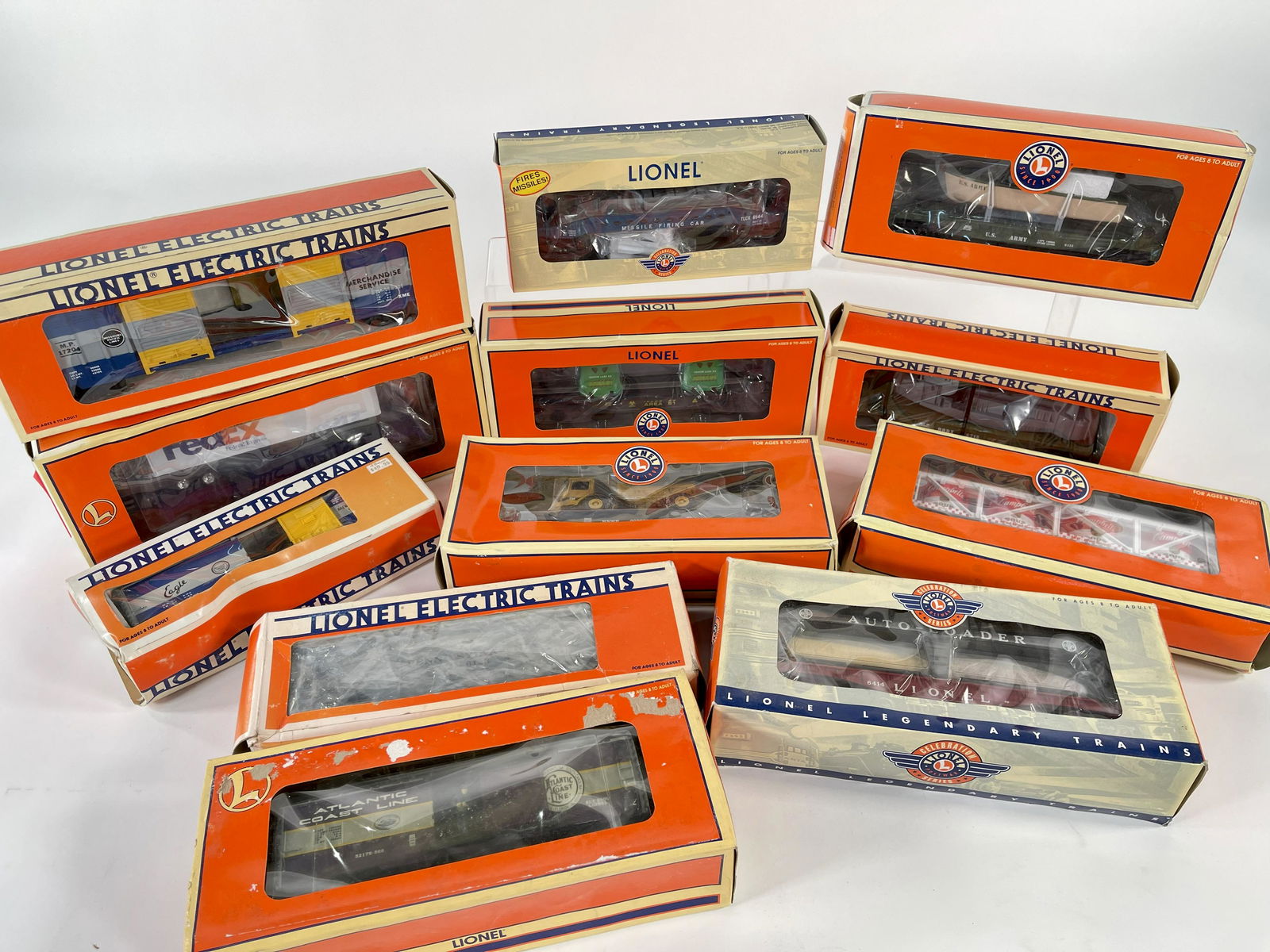 New Lionel O Gauge Assorted Twelve (12) Freight Cars in (1 of 2)