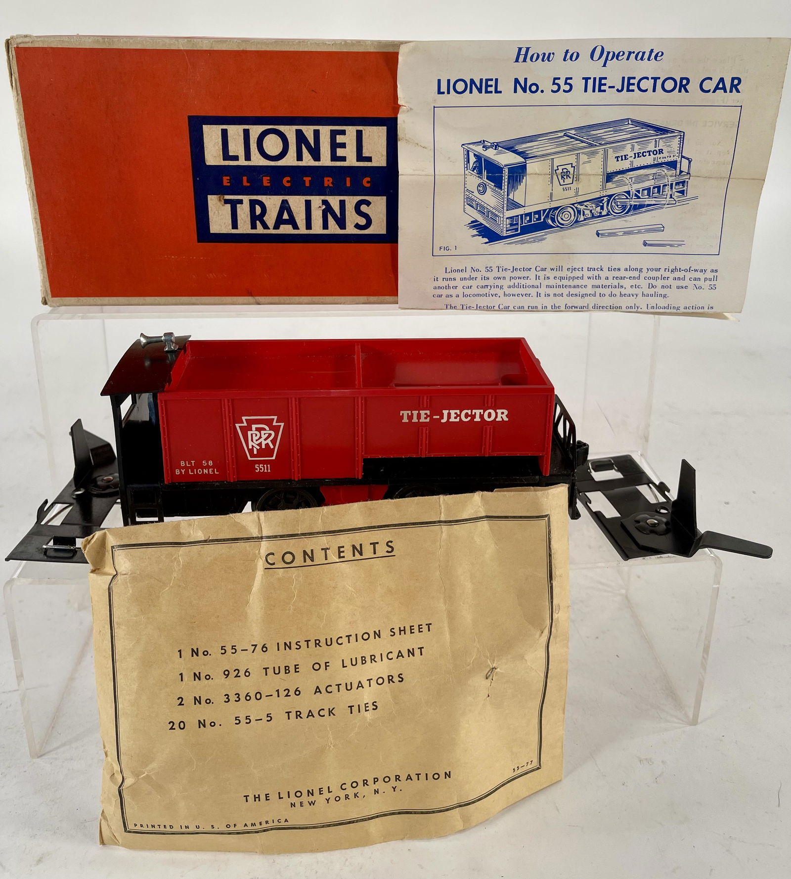 Postwar Lionel O Gauge 55 Tie-Jector Car in Original (1 of 12)