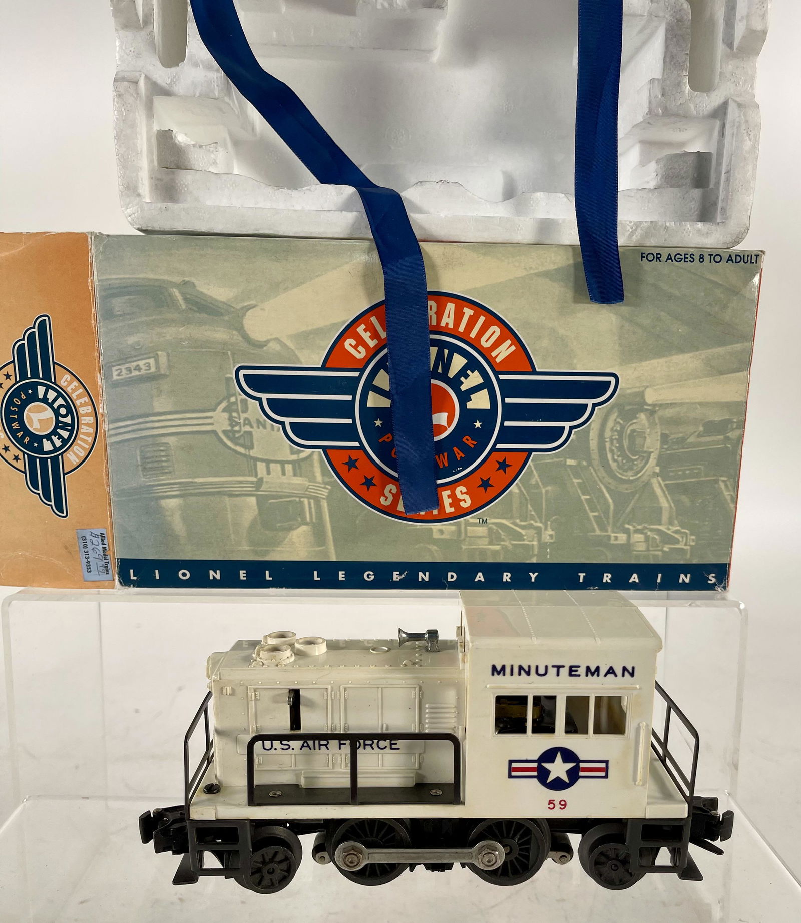 Postwar Lionel O Gauge 59 Air Force Minuteman Switcher (1 of 9)