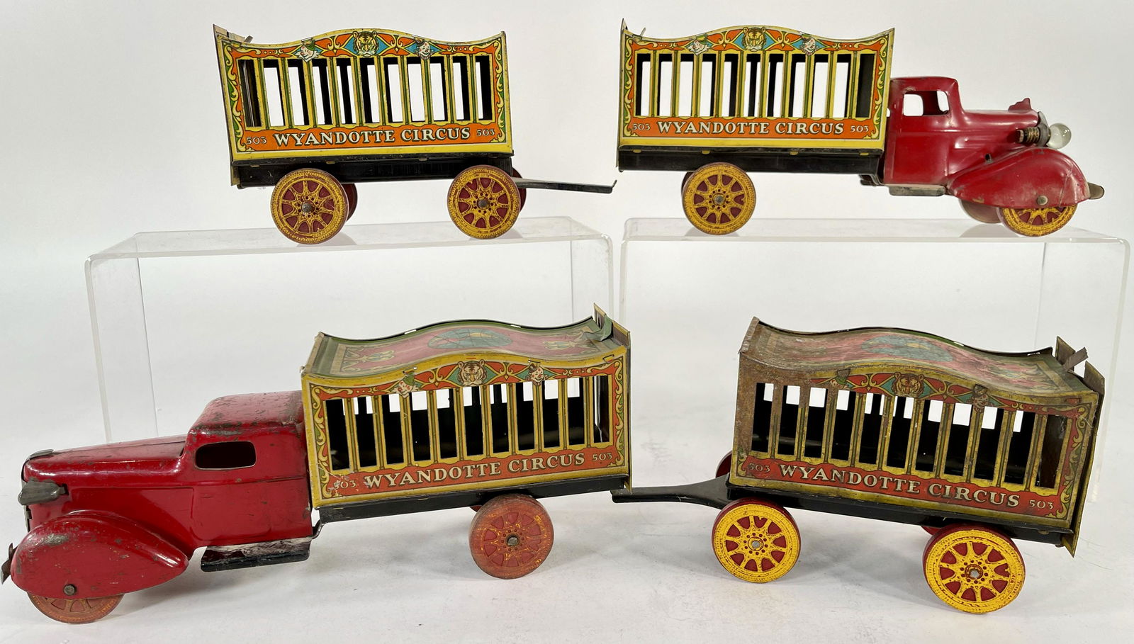 Wyandotte Circus Truck with Circus Trailer X 2 (1 of 6)