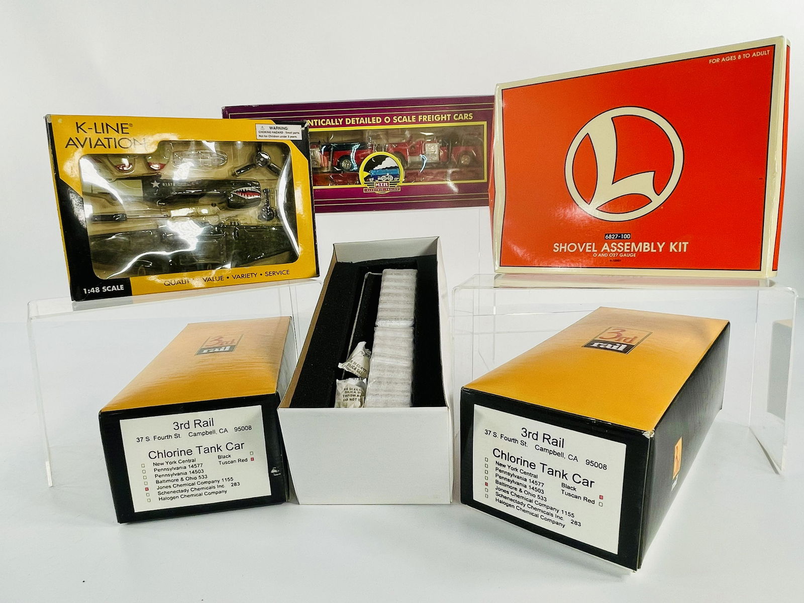 3rd Rail O Gauge Chlorine Tank Car X 2 in Original (1 of 7)