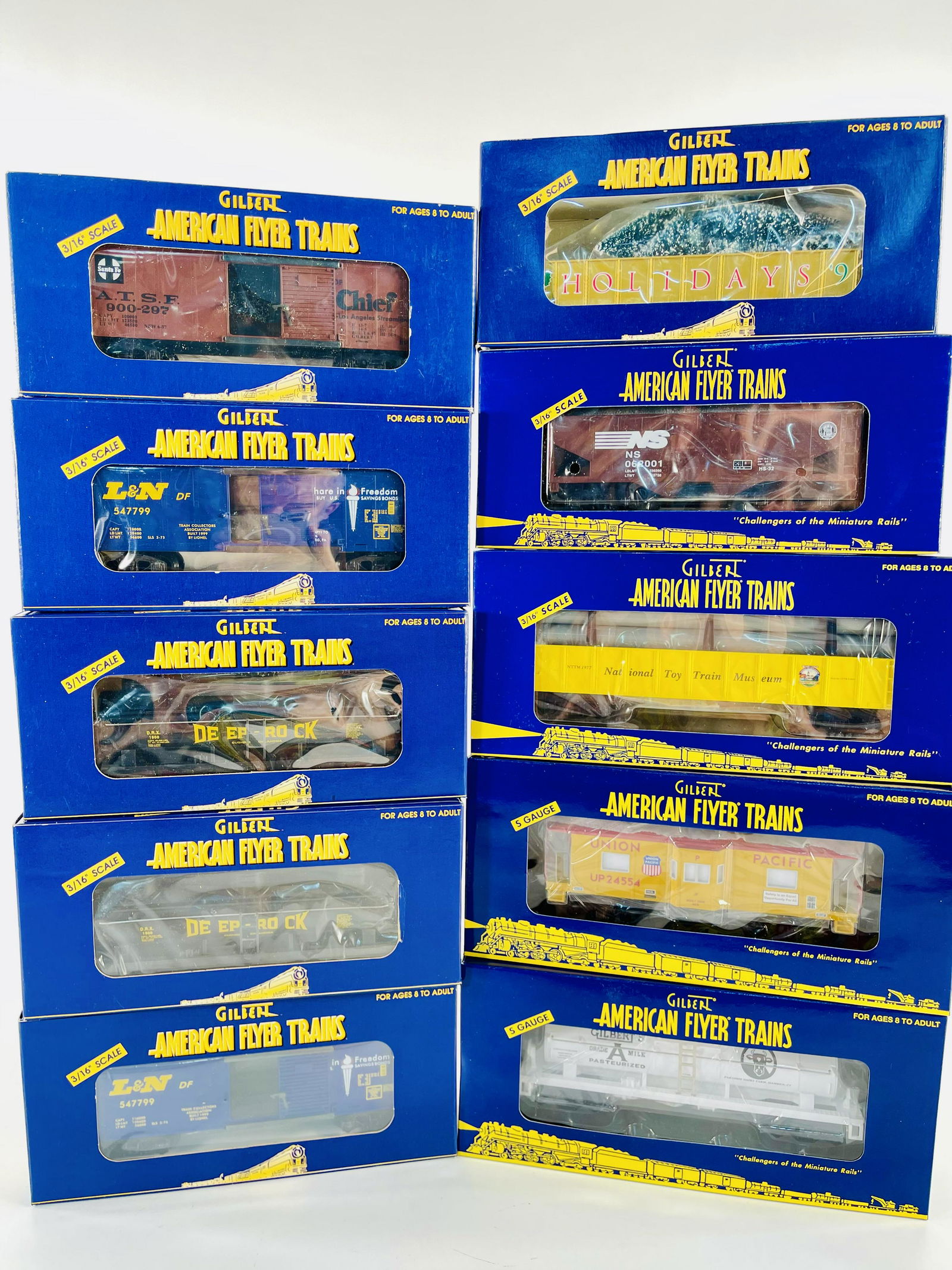 American Flyer Lionel S Gauge Ten (10) Assorted Freight Cars (1 of 6)