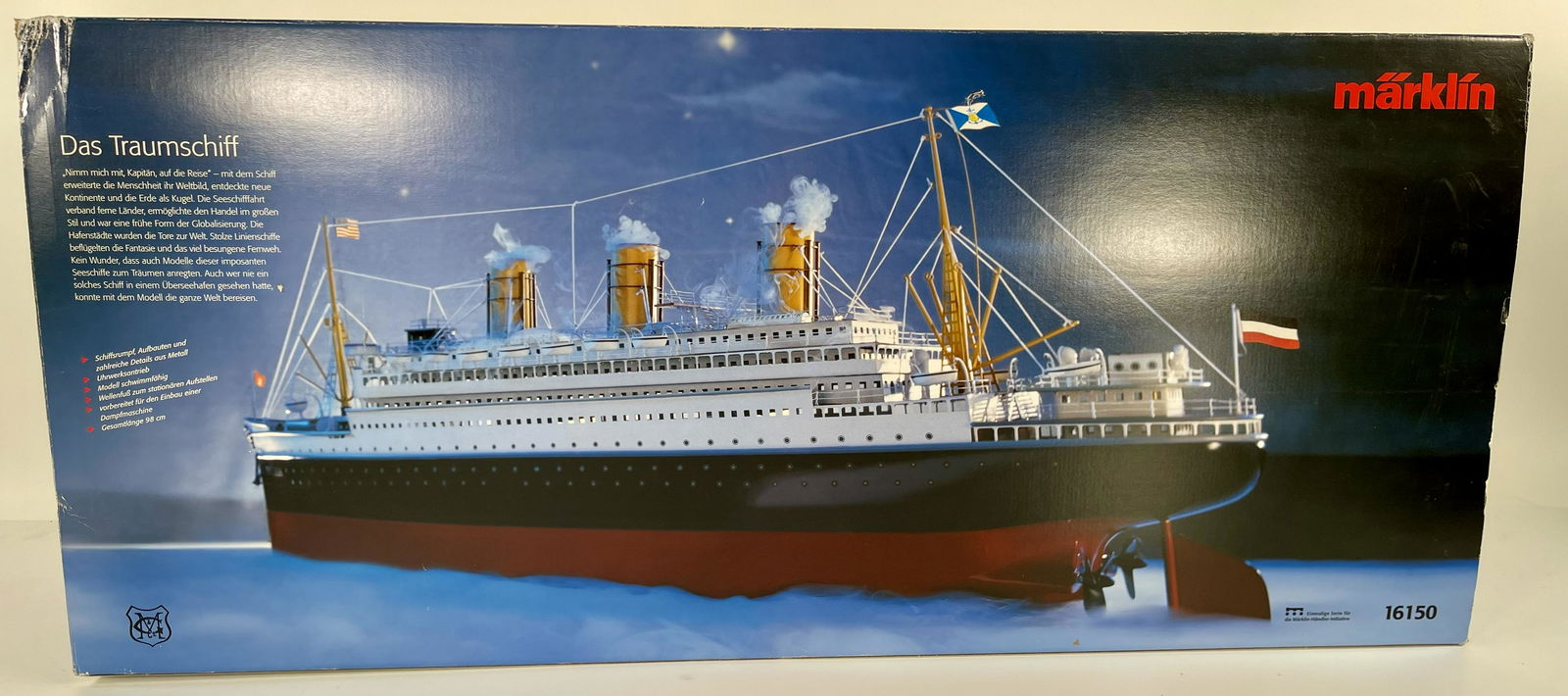 New Marklin Viktoria Passenger Cruise Liner (1 of 6)