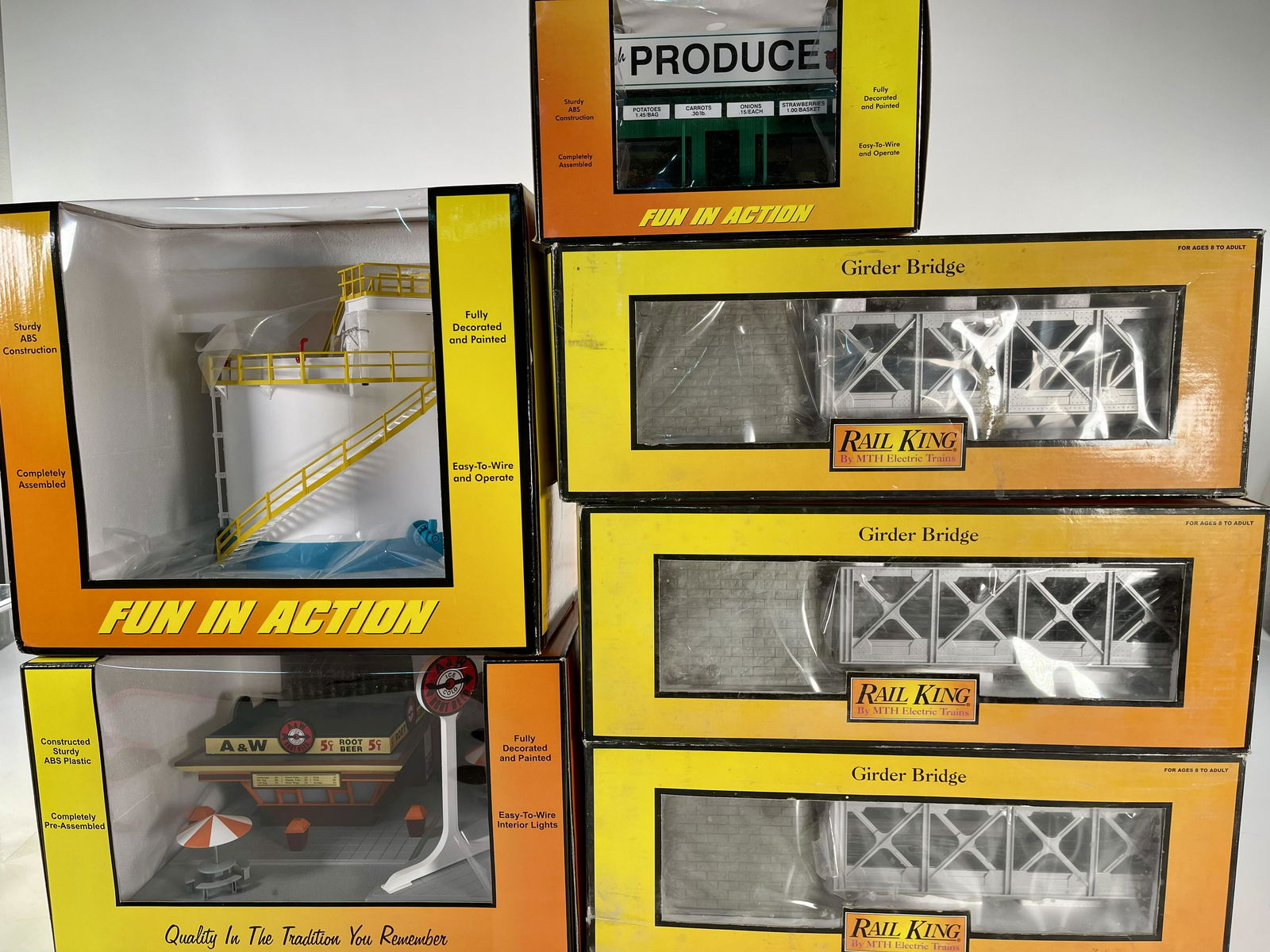 Mth Rail King O Gauge Six (6) Assorted Accessories