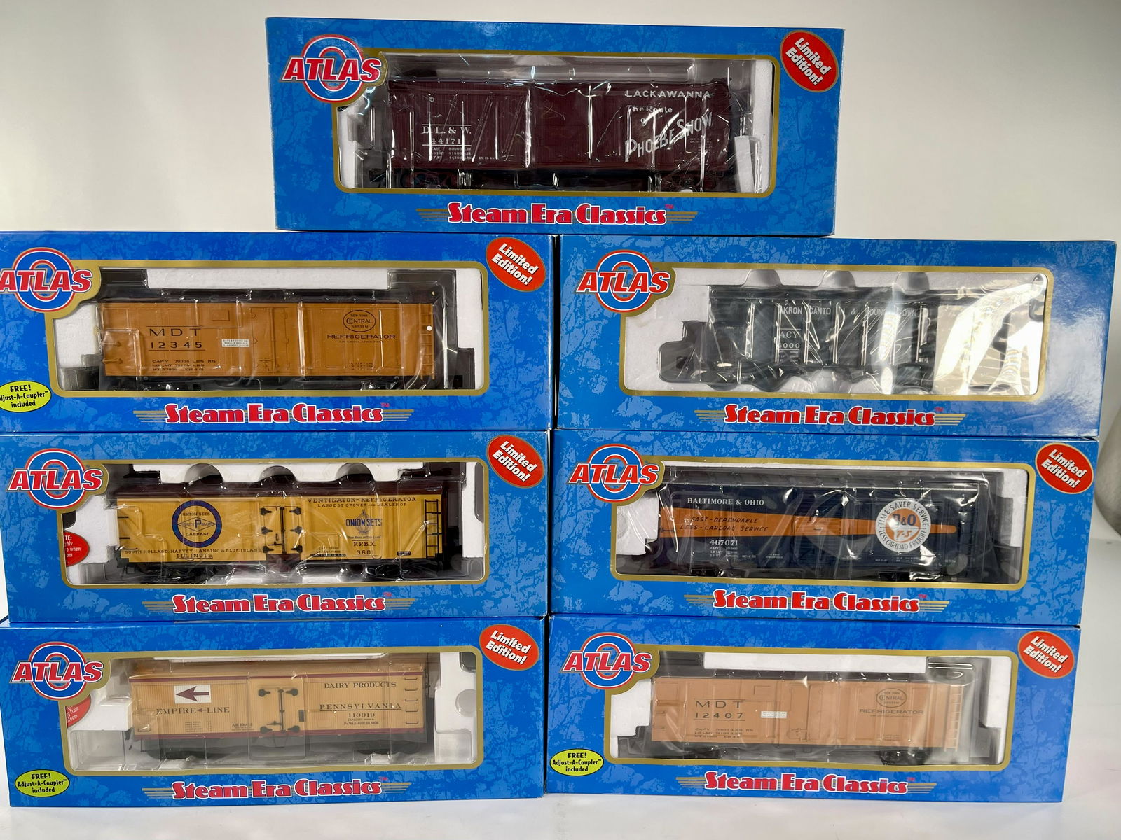 Atlas O Gauge Seven (7) Assorted Freight (1 of 15)