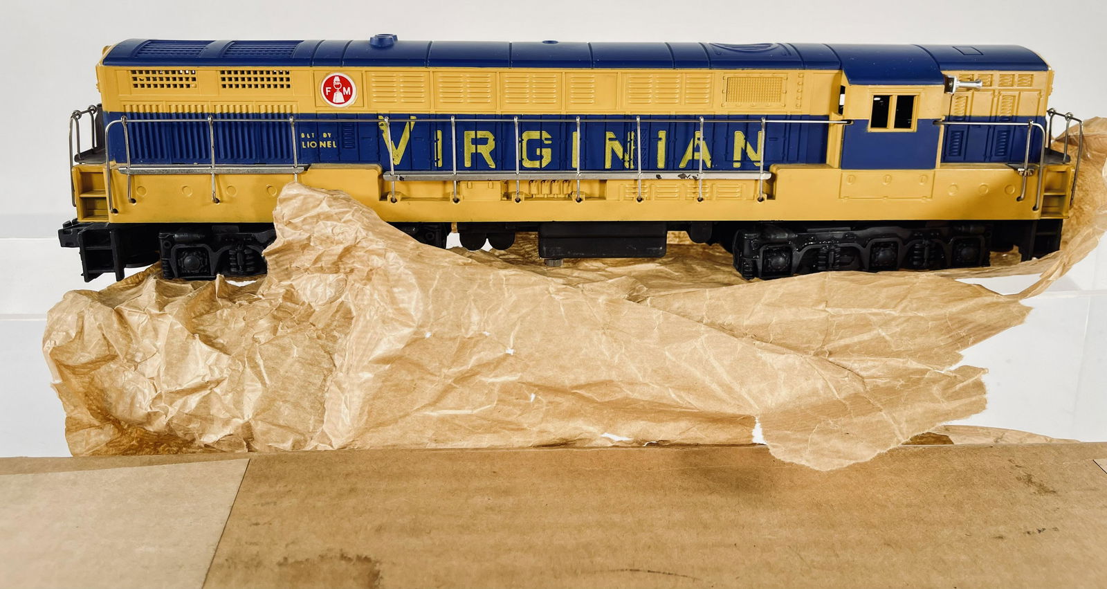 Postwar Lionel O Gauge 2322 Virginian blue painted version on a blue shell (1 of 11)