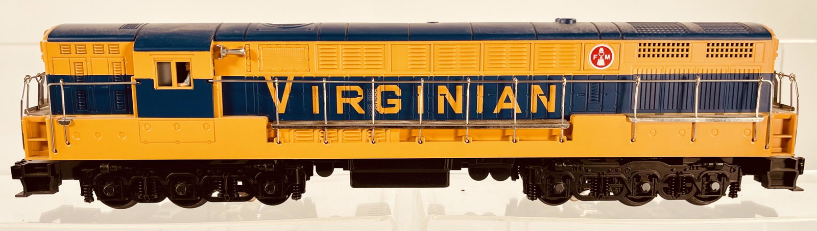 MTH O Gauge 2322 Virginian with Proto-Sound 2: MTH O Gauge 2322 Virginian with Proto-Sound 2, in C7 overall condition.