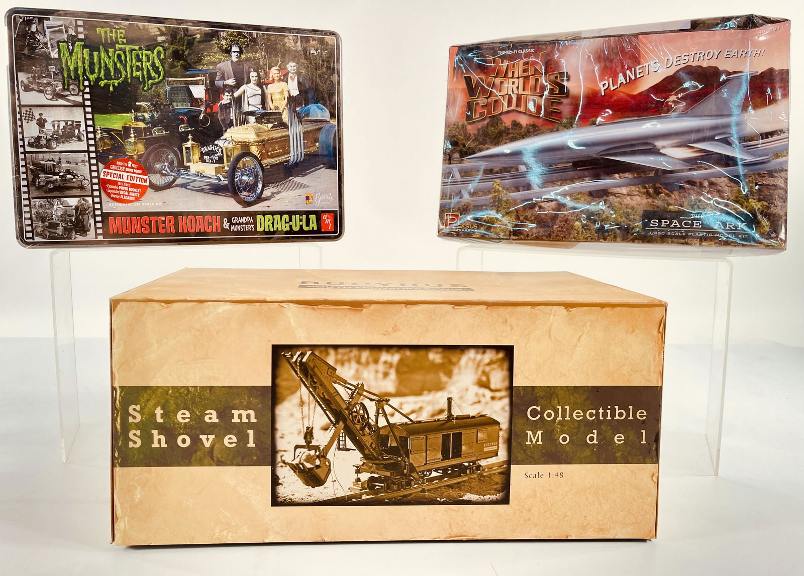 Toy Trucker Collectibles Bucyrus Steam Shovel, AMT Munster Koach Plastic Kit and Pegasus The Space (1 of 4)
